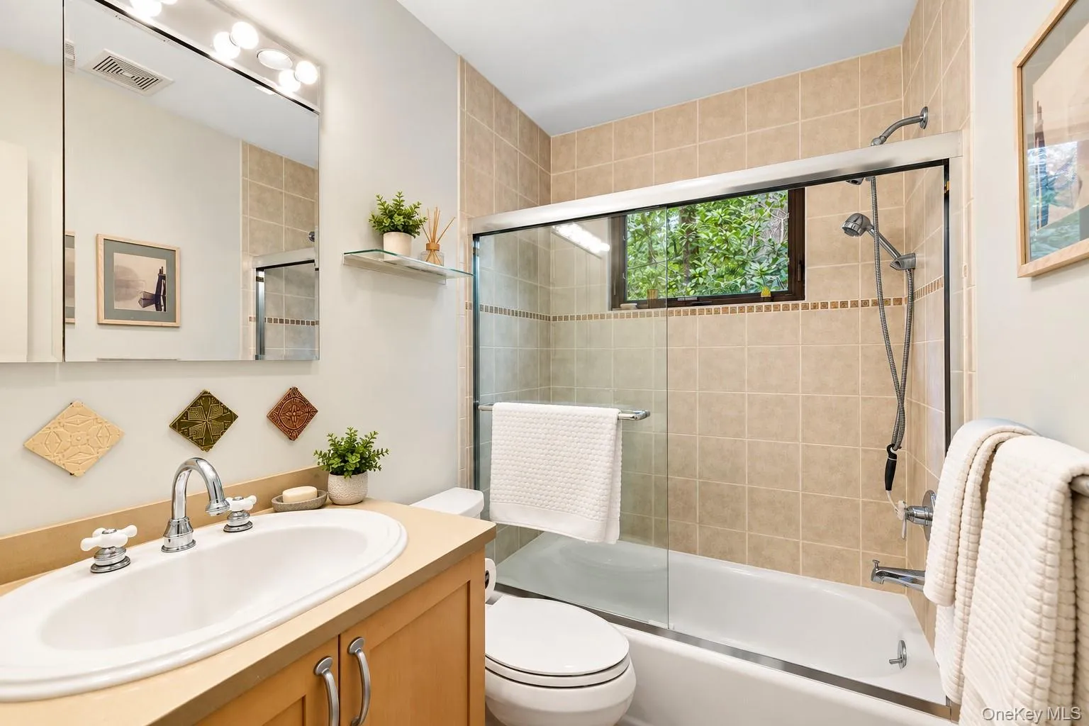 15 Springwood Way, East Hampton, NY, 3 Bedrooms Bedrooms, 3 Rooms Rooms,2 BathroomsBathrooms,Residential,For Rent,Springwood,0,1053502 15 Springwood Way, East Hampton, NY, 3 Bedrooms Bedrooms, 3 Rooms Rooms,2 BathroomsBathrooms,Residential,For Rent,Springwood,0,1053502