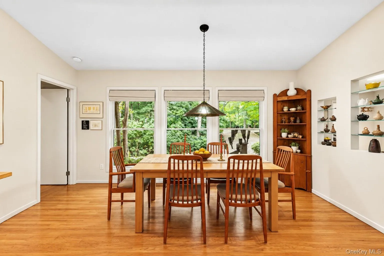 15 Springwood Way, East Hampton, NY, 3 Bedrooms Bedrooms, 3 Rooms Rooms,2 BathroomsBathrooms,Residential,For Rent,Springwood,0,1053502 15 Springwood Way, East Hampton, NY, 3 Bedrooms Bedrooms, 3 Rooms Rooms,2 BathroomsBathrooms,Residential,For Rent,Springwood,0,1053502