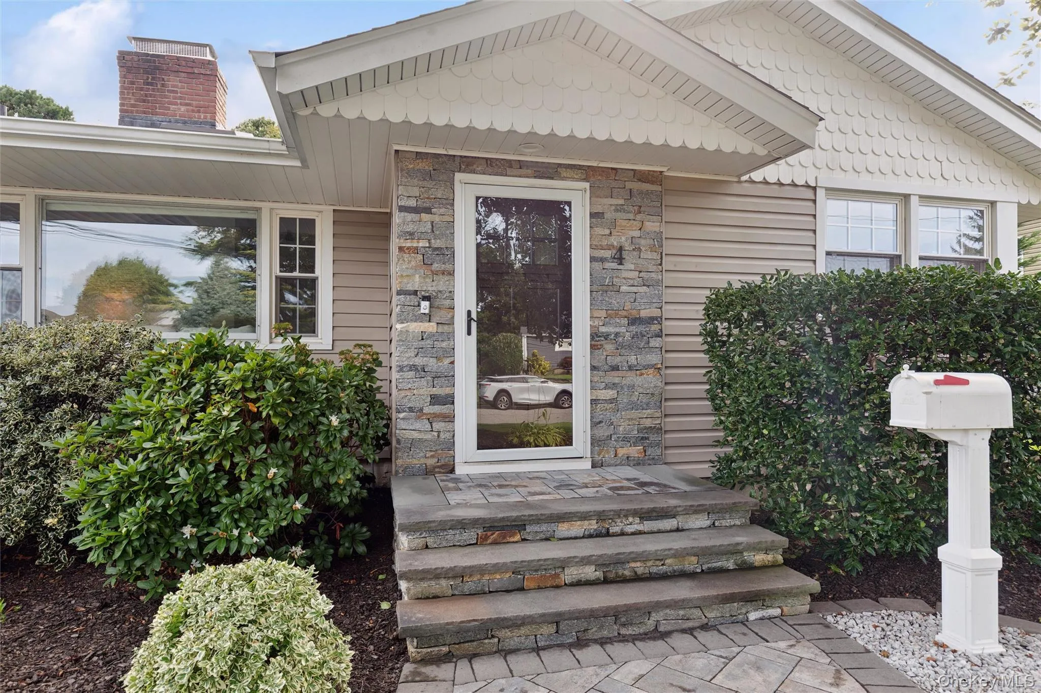 4 Larkspur Drive, Islip, NY, 4 Bedrooms Bedrooms, 8 Rooms Rooms,2 BathroomsBathrooms,Residential,For Rent,Larkspur,0,1053506 4 Larkspur Drive, Islip, NY, 4 Bedrooms Bedrooms, 8 Rooms Rooms,2 BathroomsBathrooms,Residential,For Rent,Larkspur,0,1053506