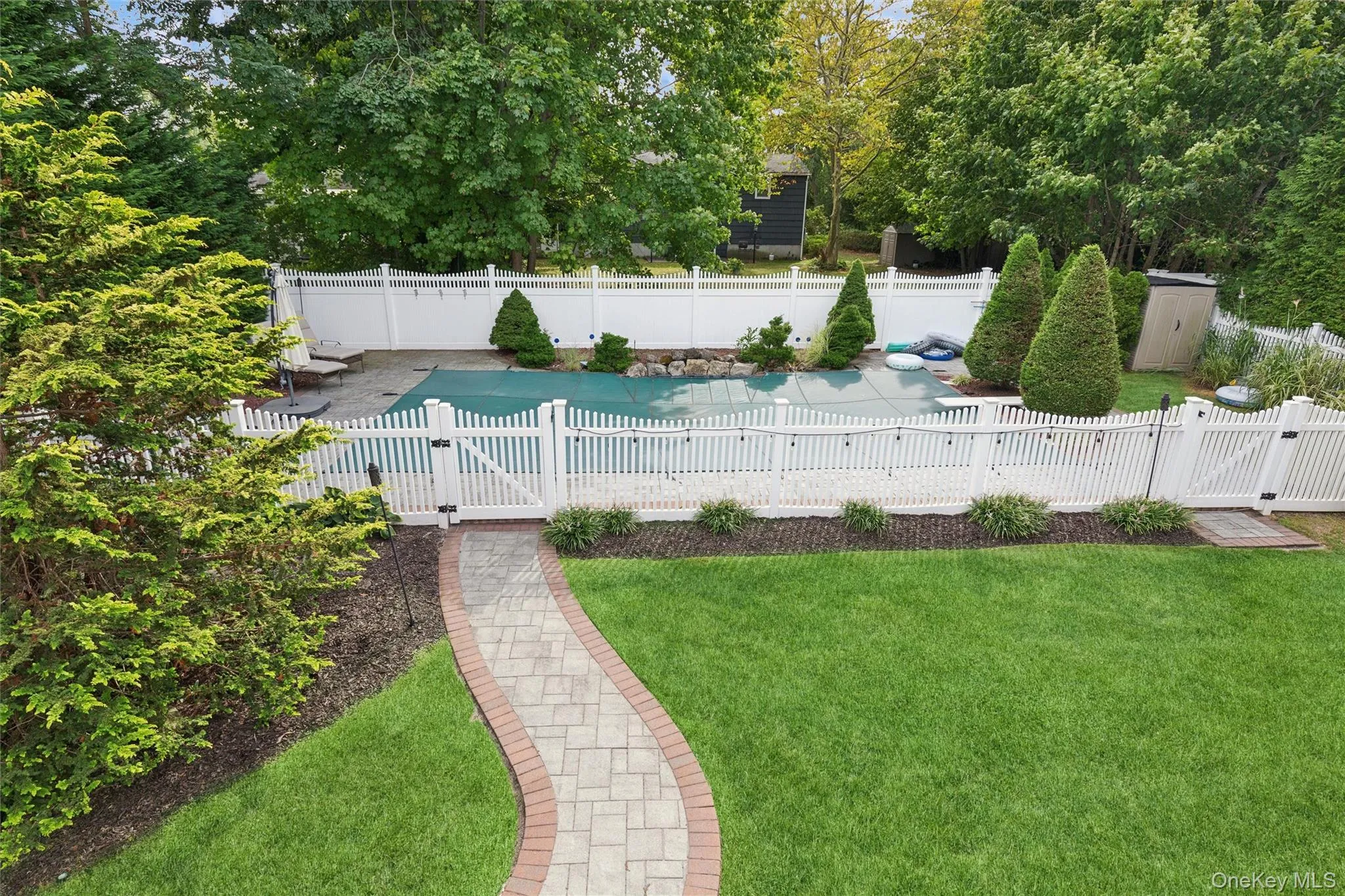 4 Larkspur Drive, Islip, NY, 4 Bedrooms Bedrooms, 8 Rooms Rooms,2 BathroomsBathrooms,Residential,For Rent,Larkspur,0,1053506 4 Larkspur Drive, Islip, NY, 4 Bedrooms Bedrooms, 8 Rooms Rooms,2 BathroomsBathrooms,Residential,For Rent,Larkspur,0,1053506
