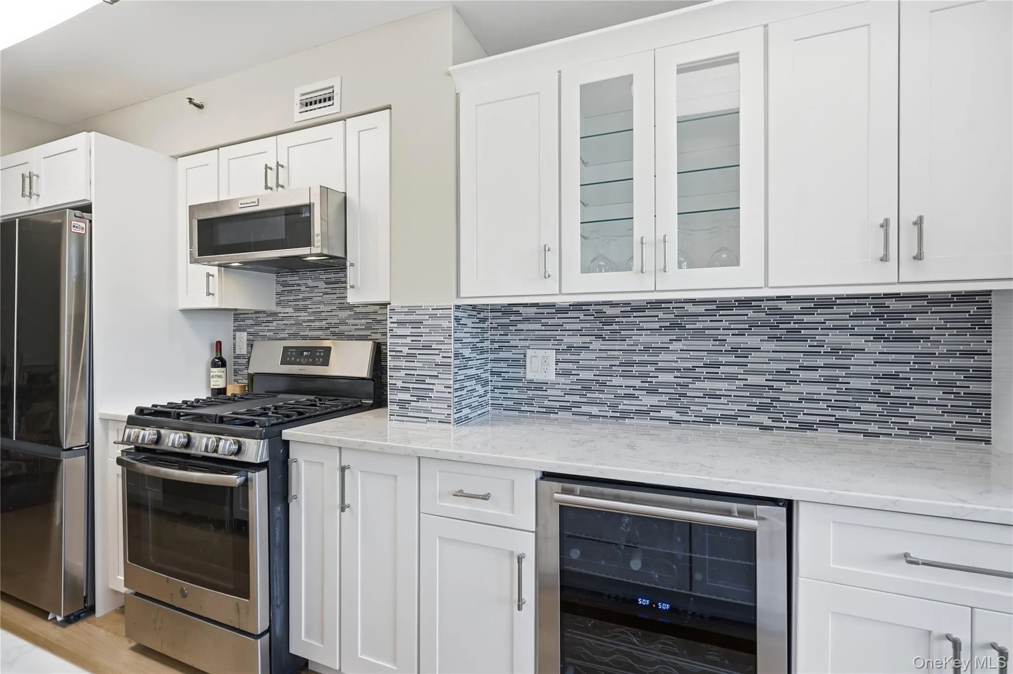 14 Nosband Avenue, White Plains, NY, 1 Bedroom Bedrooms, 3 Rooms Rooms,1 BathroomBathrooms,Residential,For Rent,Nosband,0,1053508 14 Nosband Avenue, White Plains, NY, 1 Bedroom Bedrooms, 3 Rooms Rooms,1 BathroomBathrooms,Residential,For Rent,Nosband,0,1053508