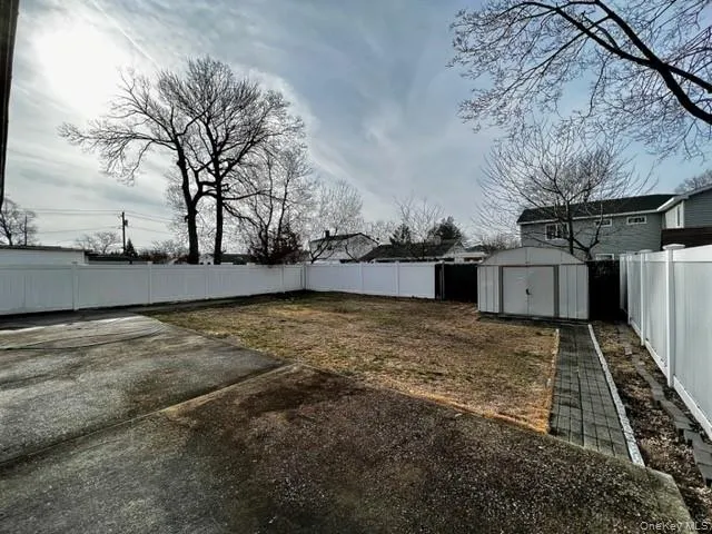 180 Elmwood Street, Hempstead, NY, 3 Bedrooms Bedrooms, 5 Rooms Rooms,1 BathroomBathrooms,Residential Lease,For Rent,Elmwood,0,1053512 180 Elmwood Street, Hempstead, NY, 3 Bedrooms Bedrooms, 5 Rooms Rooms,1 BathroomBathrooms,Residential Lease,For Rent,Elmwood,0,1053512
