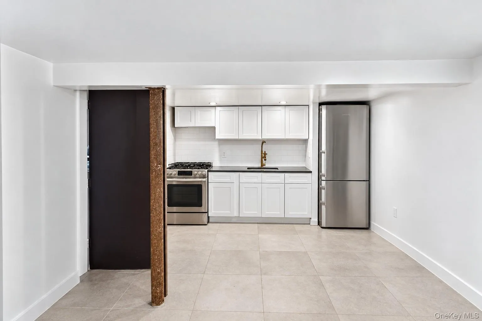 8 N Highview Avenue, Clarkstown, NY, 4 Bedrooms Bedrooms, 7 Rooms Rooms,2 BathroomsBathrooms,Residential,For Rent,Highview,0,1053513 8 N Highview Avenue, Clarkstown, NY, 4 Bedrooms Bedrooms, 7 Rooms Rooms,2 BathroomsBathrooms,Residential,For Rent,Highview,0,1053513