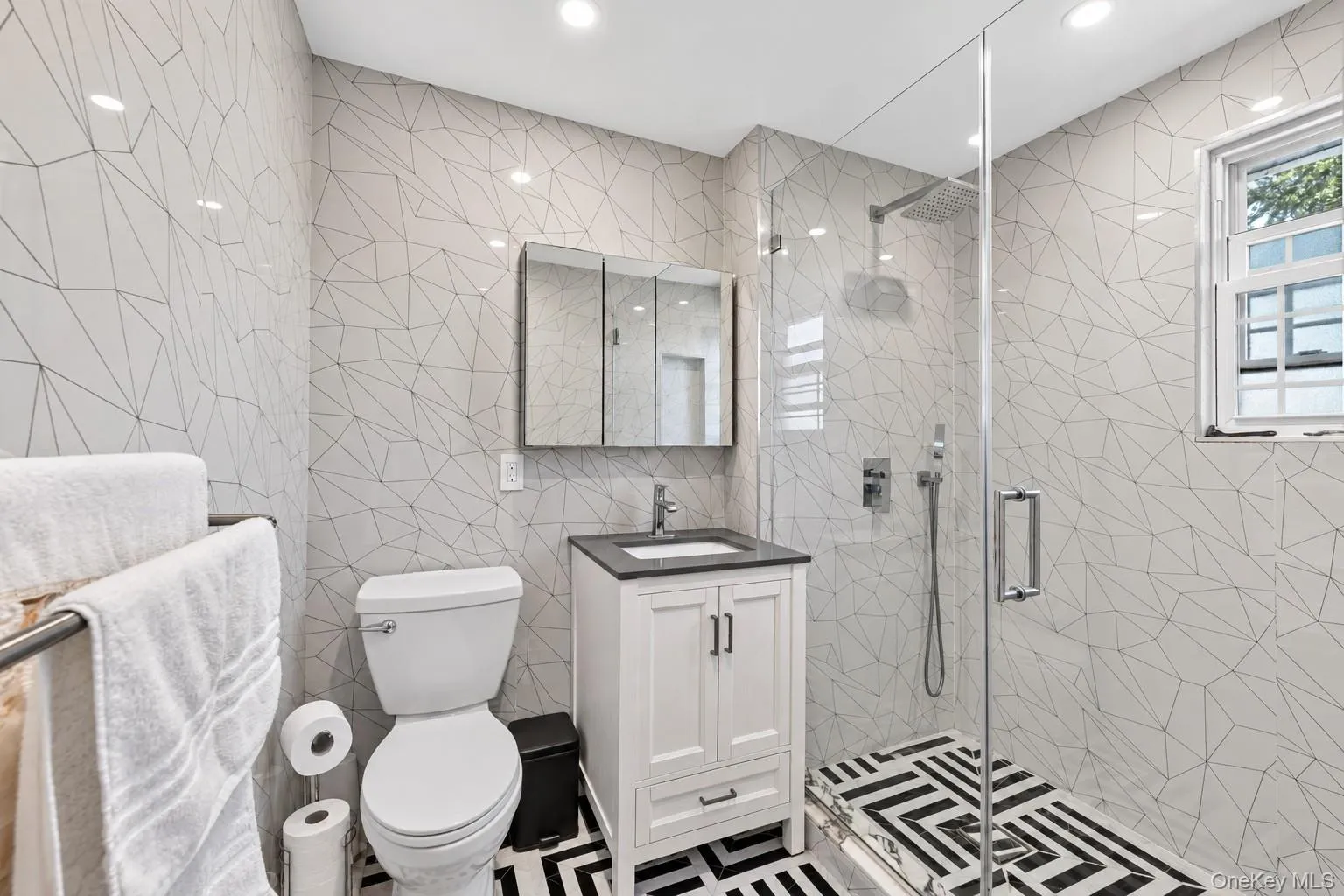 8 N Highview Avenue, Clarkstown, NY, 4 Bedrooms Bedrooms, 7 Rooms Rooms,2 BathroomsBathrooms,Residential,For Rent,Highview,0,1053513 8 N Highview Avenue, Clarkstown, NY, 4 Bedrooms Bedrooms, 7 Rooms Rooms,2 BathroomsBathrooms,Residential,For Rent,Highview,0,1053513
