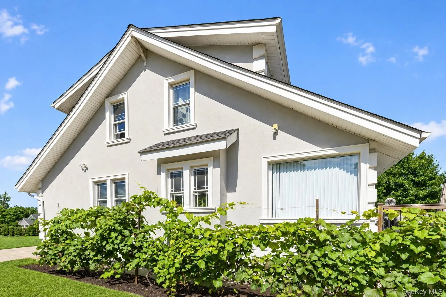 8 N Highview Avenue, Clarkstown, NY, 4 Bedrooms Bedrooms, 7 Rooms Rooms,2 BathroomsBathrooms,Residential,For Rent,Highview,0,1053513 8 N Highview Avenue, Clarkstown, NY, 4 Bedrooms Bedrooms, 7 Rooms Rooms,2 BathroomsBathrooms,Residential,For Rent,Highview,0,1053513