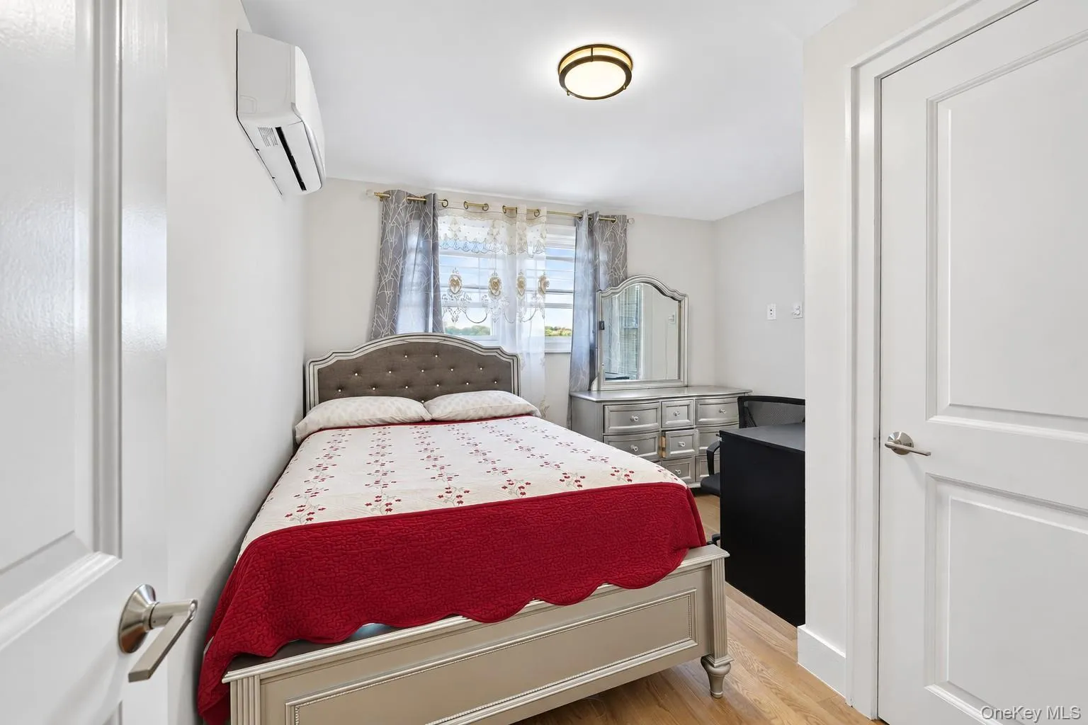 8 N Highview Avenue, Clarkstown, NY, 4 Bedrooms Bedrooms, 7 Rooms Rooms,2 BathroomsBathrooms,Residential,For Rent,Highview,0,1053513 8 N Highview Avenue, Clarkstown, NY, 4 Bedrooms Bedrooms, 7 Rooms Rooms,2 BathroomsBathrooms,Residential,For Rent,Highview,0,1053513