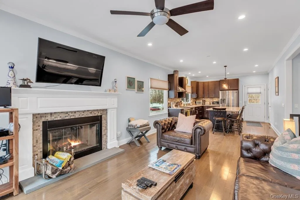 300 Fiddler Lane, Southold, NY, 3 Bedrooms Bedrooms, 8 Rooms Rooms,4 BathroomsBathrooms,Residential Lease,For Rent,Fiddler,0,1053516 300 Fiddler Lane, Southold, NY, 3 Bedrooms Bedrooms, 8 Rooms Rooms,4 BathroomsBathrooms,Residential Lease,For Rent,Fiddler,0,1053516