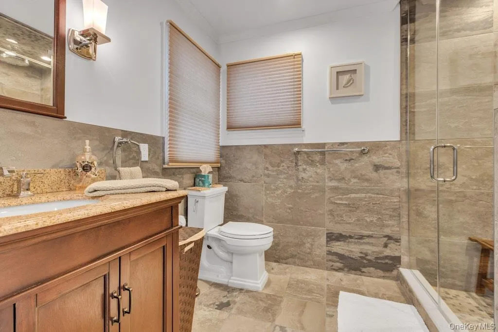 Bathroom 2 Bathroom 2