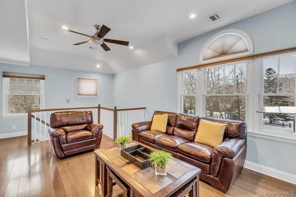300 Fiddler Lane, Southold, NY, 3 Bedrooms Bedrooms, 8 Rooms Rooms,4 BathroomsBathrooms,Residential Lease,For Rent,Fiddler,0,1053516 300 Fiddler Lane, Southold, NY, 3 Bedrooms Bedrooms, 8 Rooms Rooms,4 BathroomsBathrooms,Residential Lease,For Rent,Fiddler,0,1053516