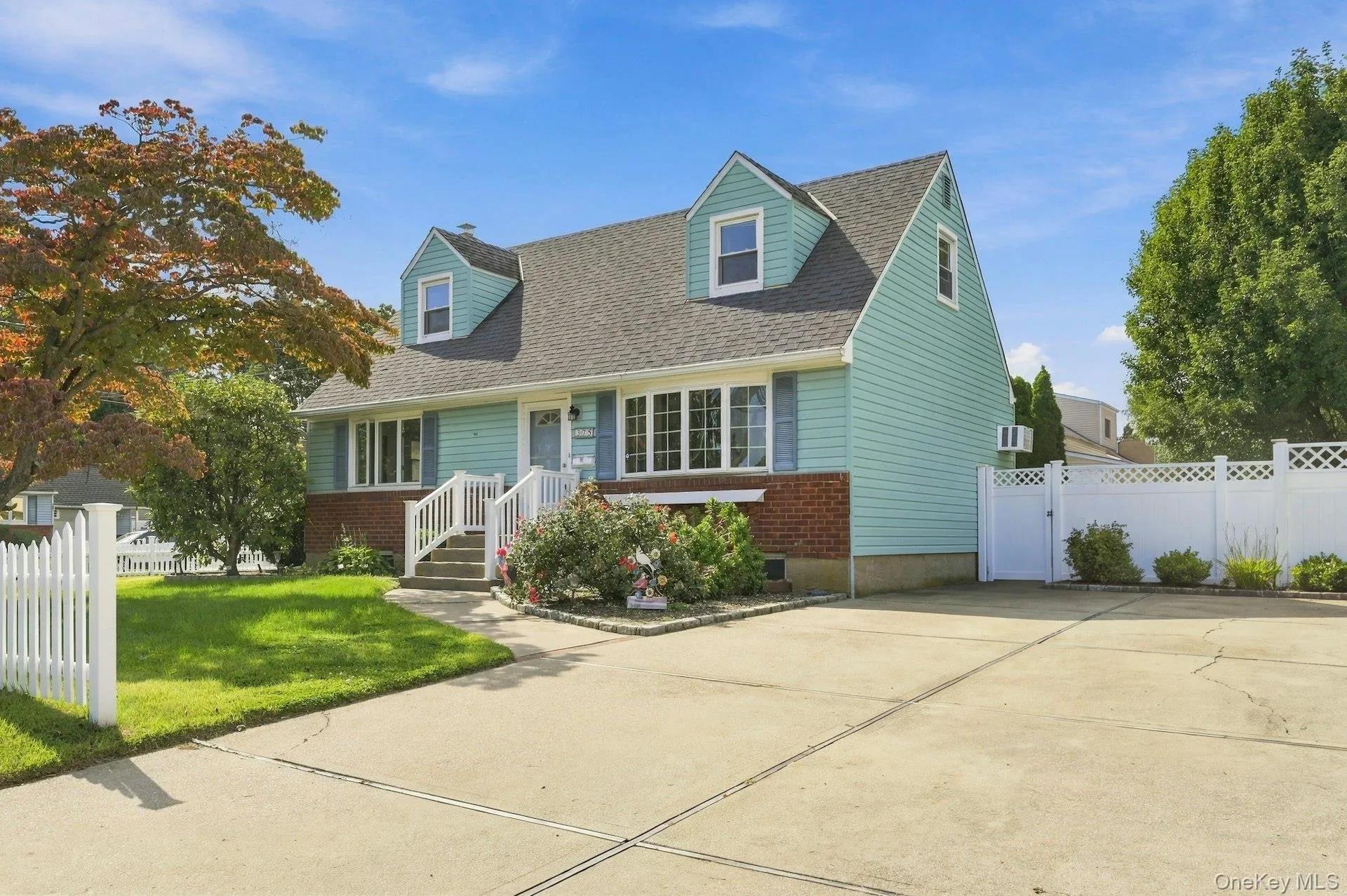 375 Catskill Avenue, Babylon, NY, 4 Bedrooms Bedrooms, 9 Rooms Rooms,2 BathroomsBathrooms,Residential,For Rent,Catskill,0,1053519 375 Catskill Avenue, Babylon, NY, 4 Bedrooms Bedrooms, 9 Rooms Rooms,2 BathroomsBathrooms,Residential,For Rent,Catskill,0,1053519