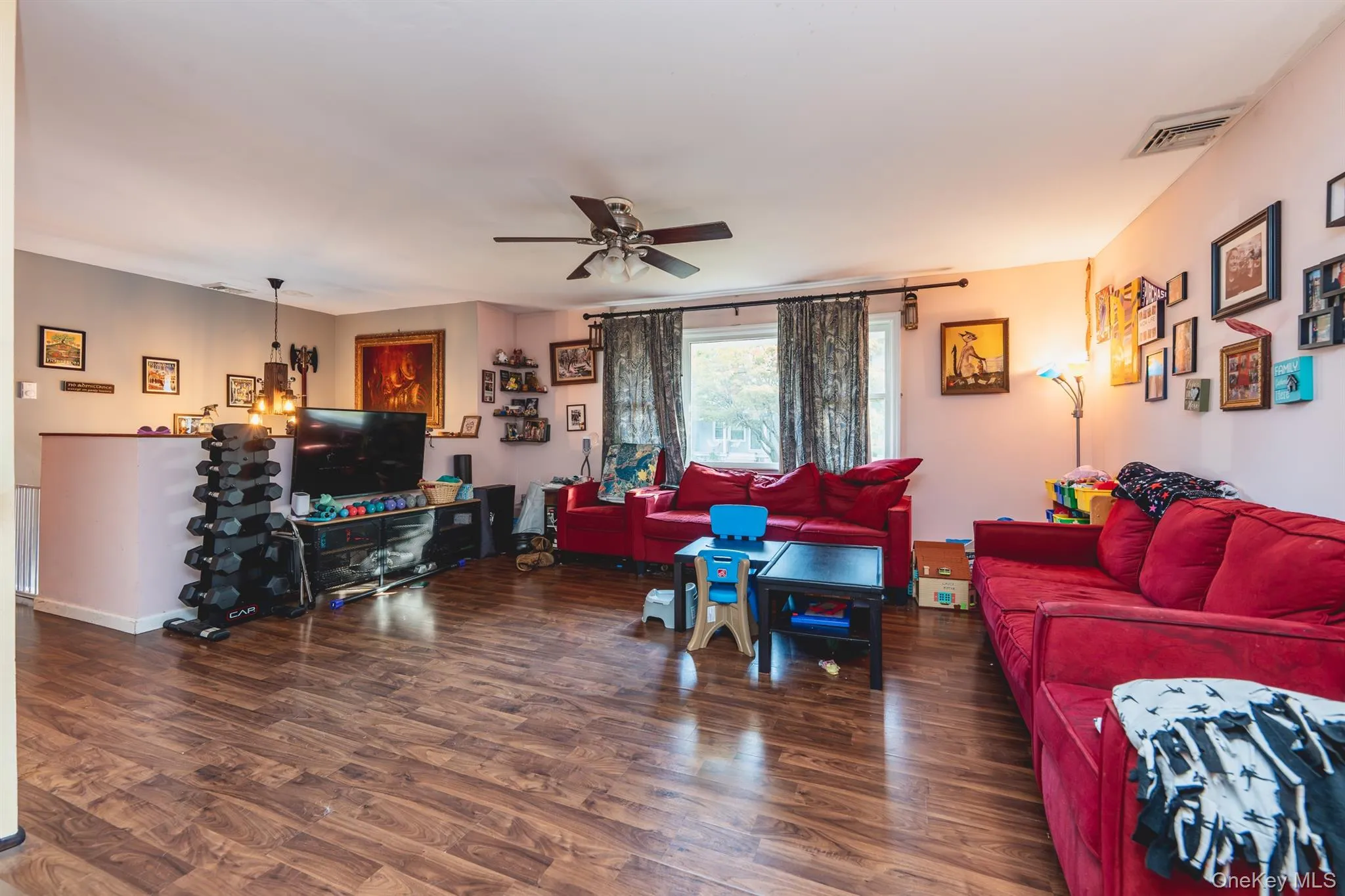41 Hillcrest Avenue, Kingston, NY, 3 Bedrooms Bedrooms, 7 Rooms Rooms,1 BathroomBathrooms,Residential,For Rent,Hillcrest,0,1053534 41 Hillcrest Avenue, Kingston, NY, 3 Bedrooms Bedrooms, 7 Rooms Rooms,1 BathroomBathrooms,Residential,For Rent,Hillcrest,0,1053534