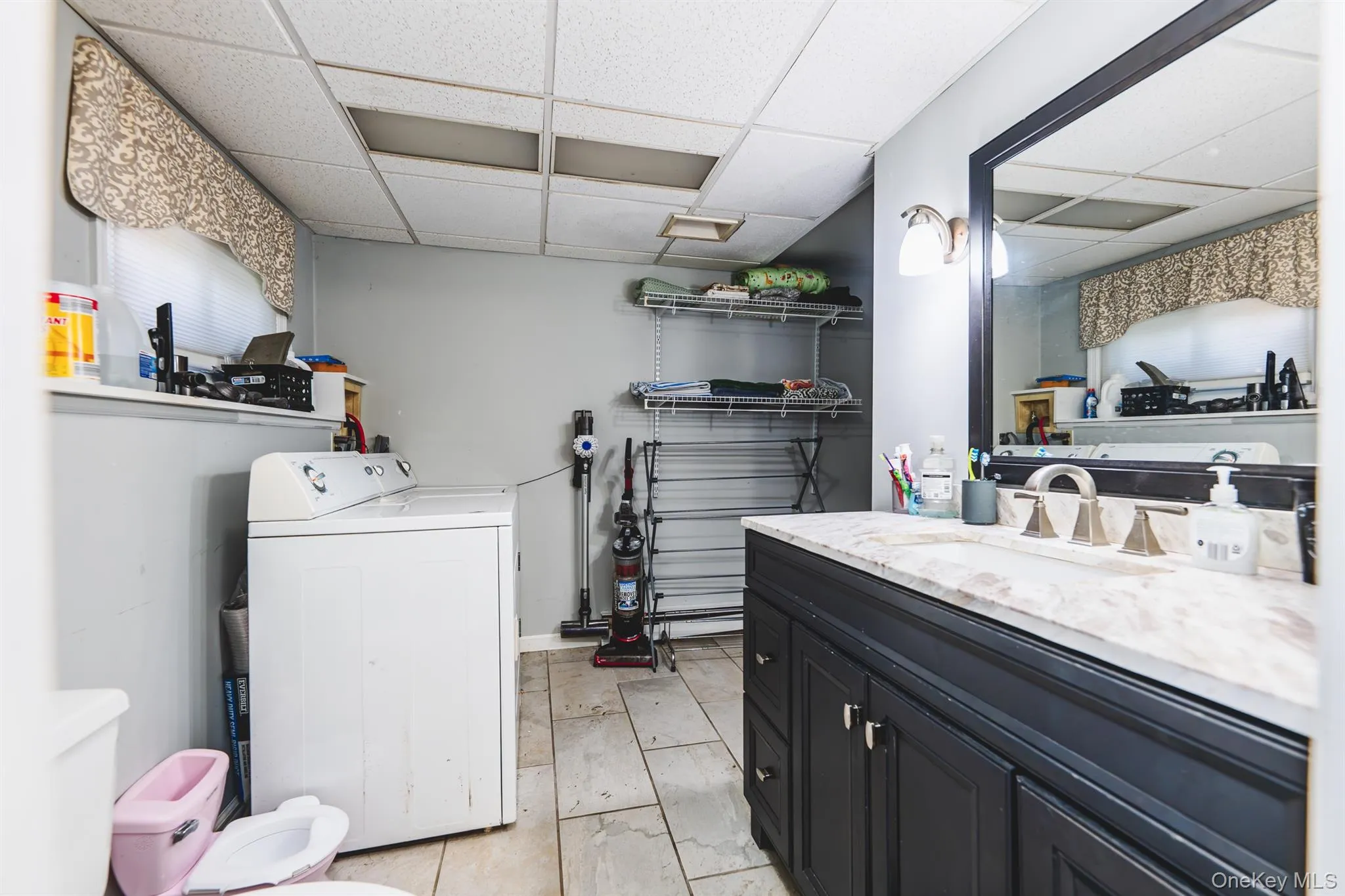 41 Hillcrest Avenue, Kingston, NY, 3 Bedrooms Bedrooms, 7 Rooms Rooms,1 BathroomBathrooms,Residential,For Rent,Hillcrest,0,1053534 41 Hillcrest Avenue, Kingston, NY, 3 Bedrooms Bedrooms, 7 Rooms Rooms,1 BathroomBathrooms,Residential,For Rent,Hillcrest,0,1053534