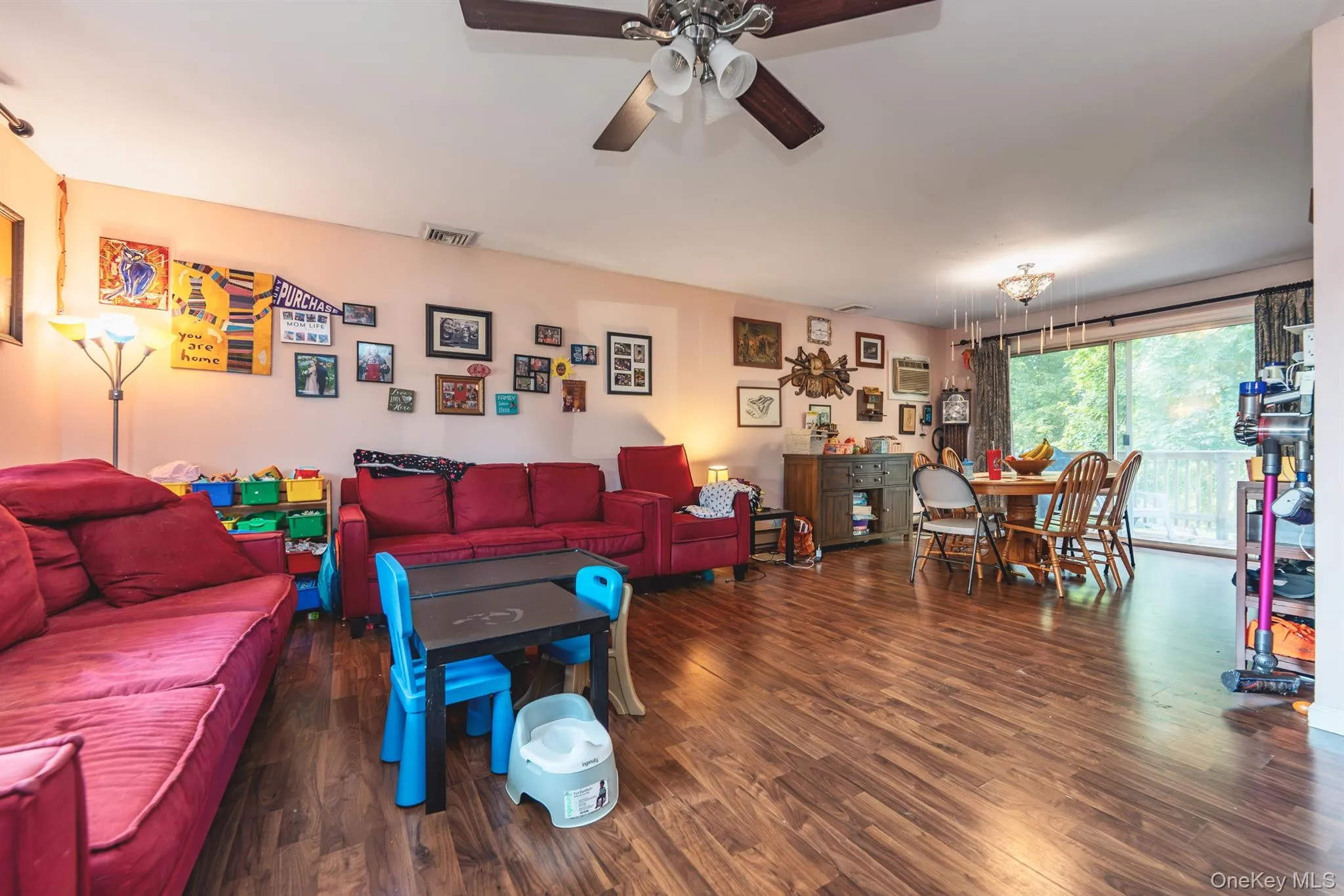 41 Hillcrest Avenue, Kingston, NY, 3 Bedrooms Bedrooms, 7 Rooms Rooms,1 BathroomBathrooms,Residential,For Rent,Hillcrest,0,1053534 41 Hillcrest Avenue, Kingston, NY, 3 Bedrooms Bedrooms, 7 Rooms Rooms,1 BathroomBathrooms,Residential,For Rent,Hillcrest,0,1053534