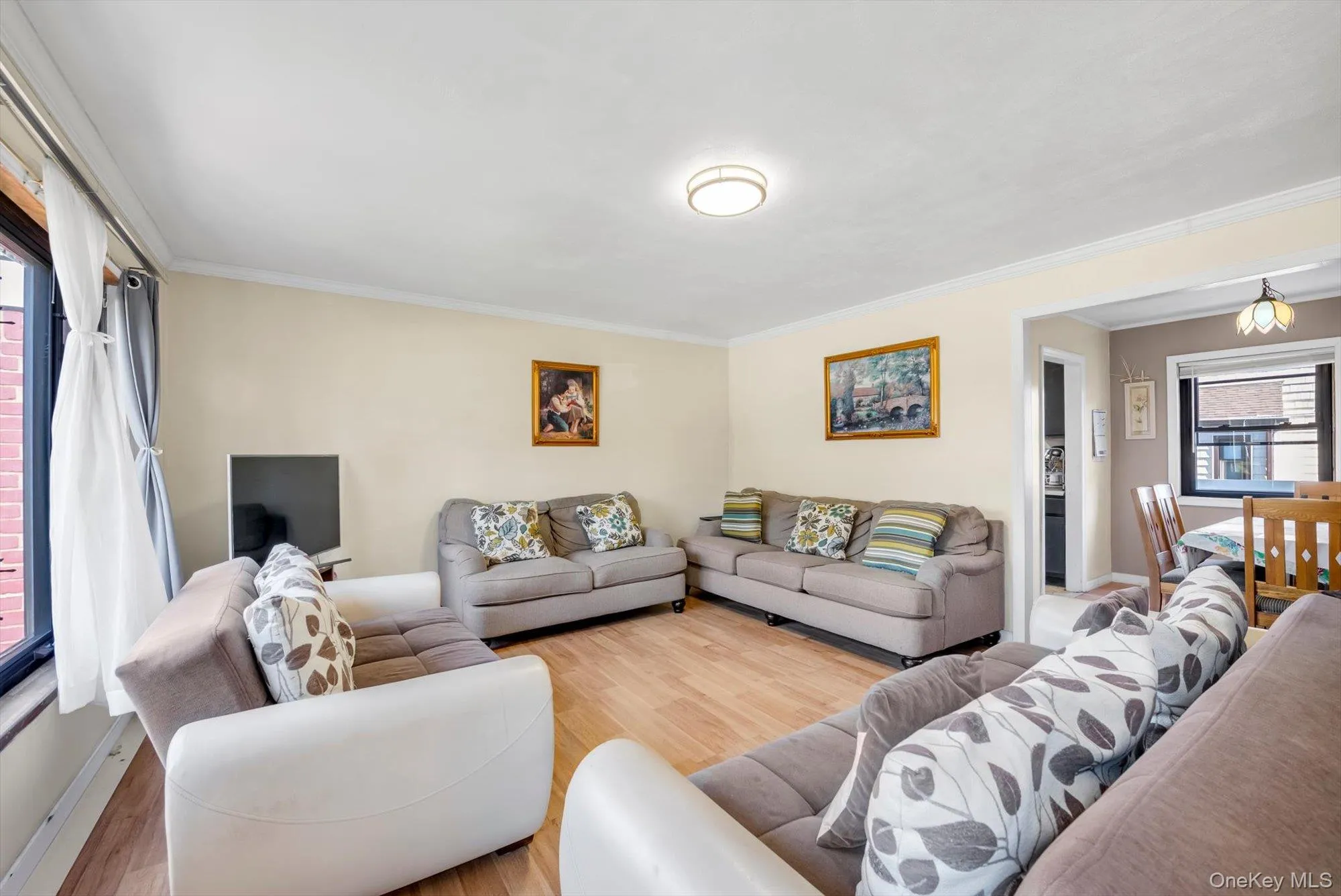 65 Clearstream Avenue, Hempstead, NY, 4 Bedrooms Bedrooms, 7 Rooms Rooms,2 BathroomsBathrooms,Residential,For Rent,Clearstream,0,1053535 65 Clearstream Avenue, Hempstead, NY, 4 Bedrooms Bedrooms, 7 Rooms Rooms,2 BathroomsBathrooms,Residential,For Rent,Clearstream,0,1053535
