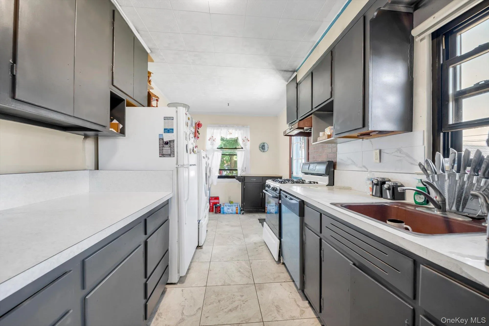 65 Clearstream Avenue, Hempstead, NY, 4 Bedrooms Bedrooms, 7 Rooms Rooms,2 BathroomsBathrooms,Residential,For Rent,Clearstream,0,1053535 65 Clearstream Avenue, Hempstead, NY, 4 Bedrooms Bedrooms, 7 Rooms Rooms,2 BathroomsBathrooms,Residential,For Rent,Clearstream,0,1053535