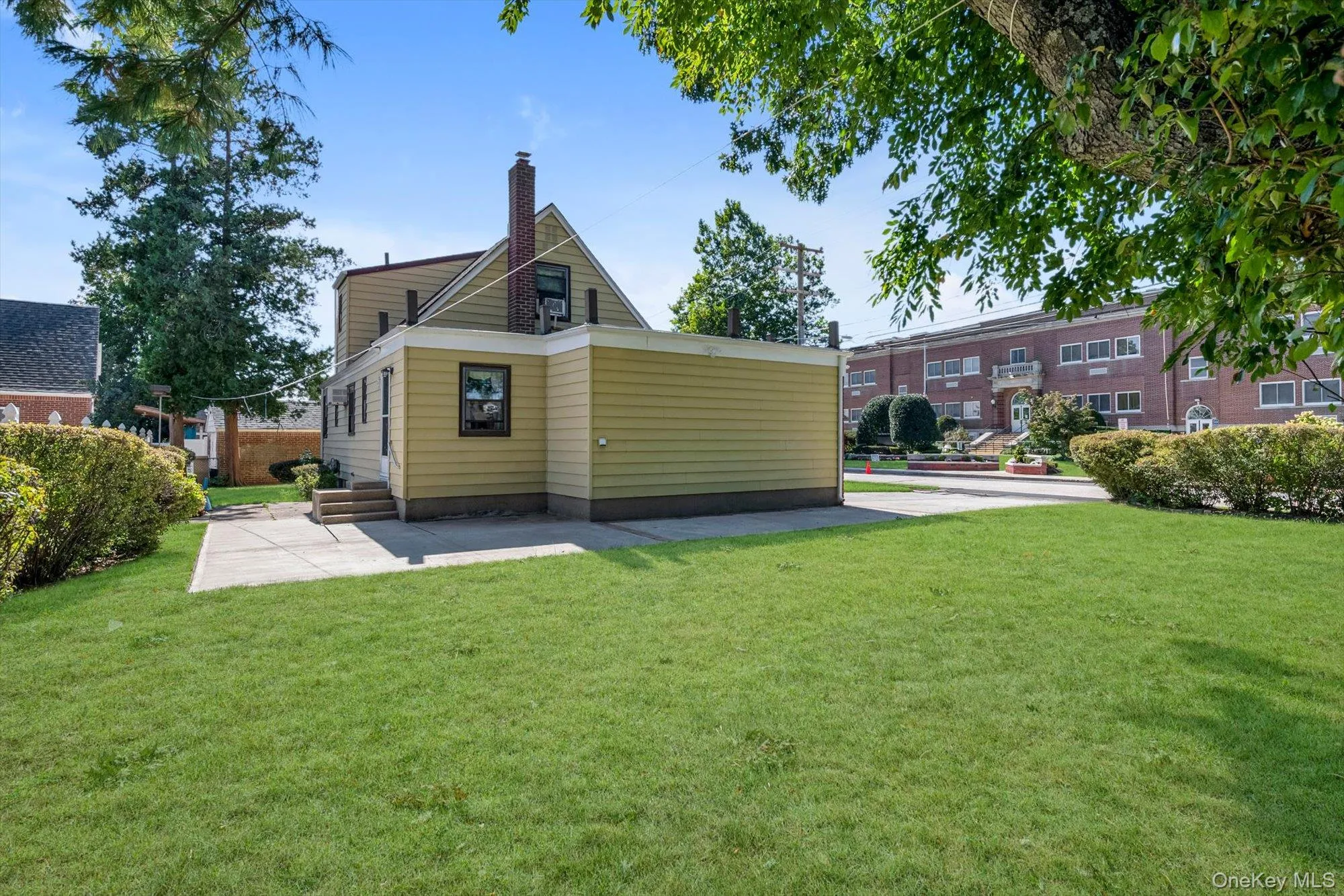 65 Clearstream Avenue, Hempstead, NY, 4 Bedrooms Bedrooms, 7 Rooms Rooms,2 BathroomsBathrooms,Residential,For Rent,Clearstream,0,1053535 65 Clearstream Avenue, Hempstead, NY, 4 Bedrooms Bedrooms, 7 Rooms Rooms,2 BathroomsBathrooms,Residential,For Rent,Clearstream,0,1053535