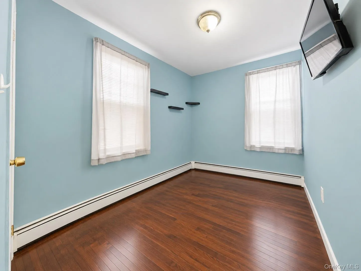 11784 142nd Street, New York, NY, 3 Bedrooms Bedrooms, 7 Rooms Rooms,1 BathroomBathrooms,Residential,For Rent,142nd,0,1053542 11784 142nd Street, New York, NY, 3 Bedrooms Bedrooms, 7 Rooms Rooms,1 BathroomBathrooms,Residential,For Rent,142nd,0,1053542