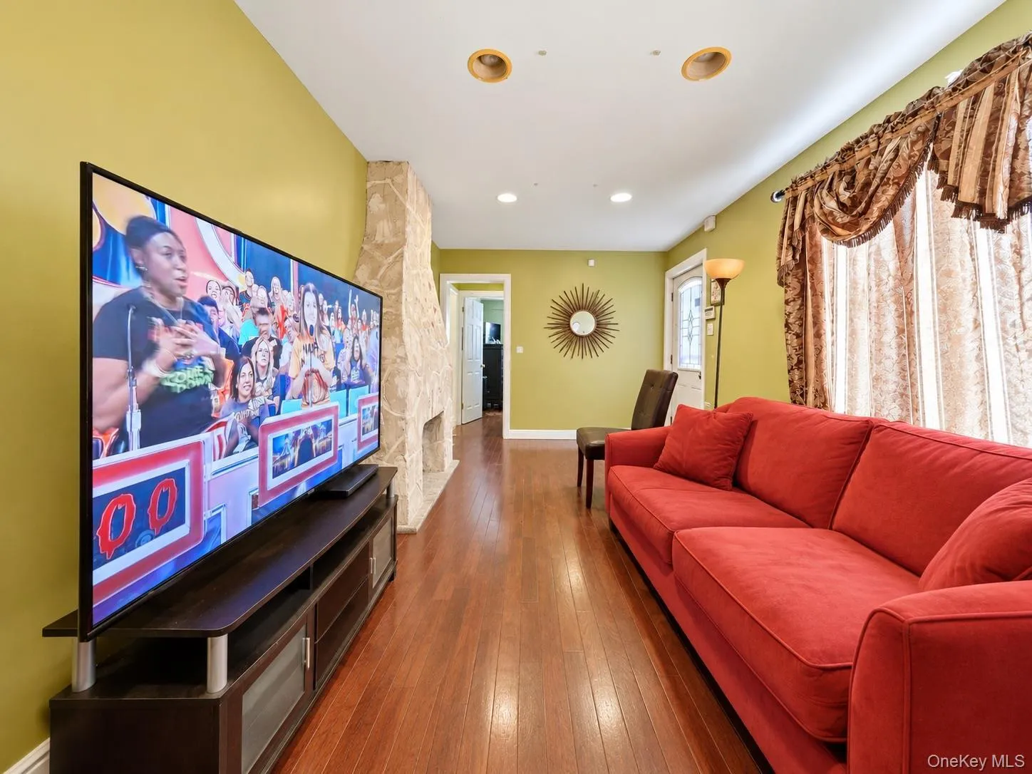11784 142nd Street, New York, NY, 3 Bedrooms Bedrooms, 7 Rooms Rooms,1 BathroomBathrooms,Residential,For Rent,142nd,0,1053542 11784 142nd Street, New York, NY, 3 Bedrooms Bedrooms, 7 Rooms Rooms,1 BathroomBathrooms,Residential,For Rent,142nd,0,1053542