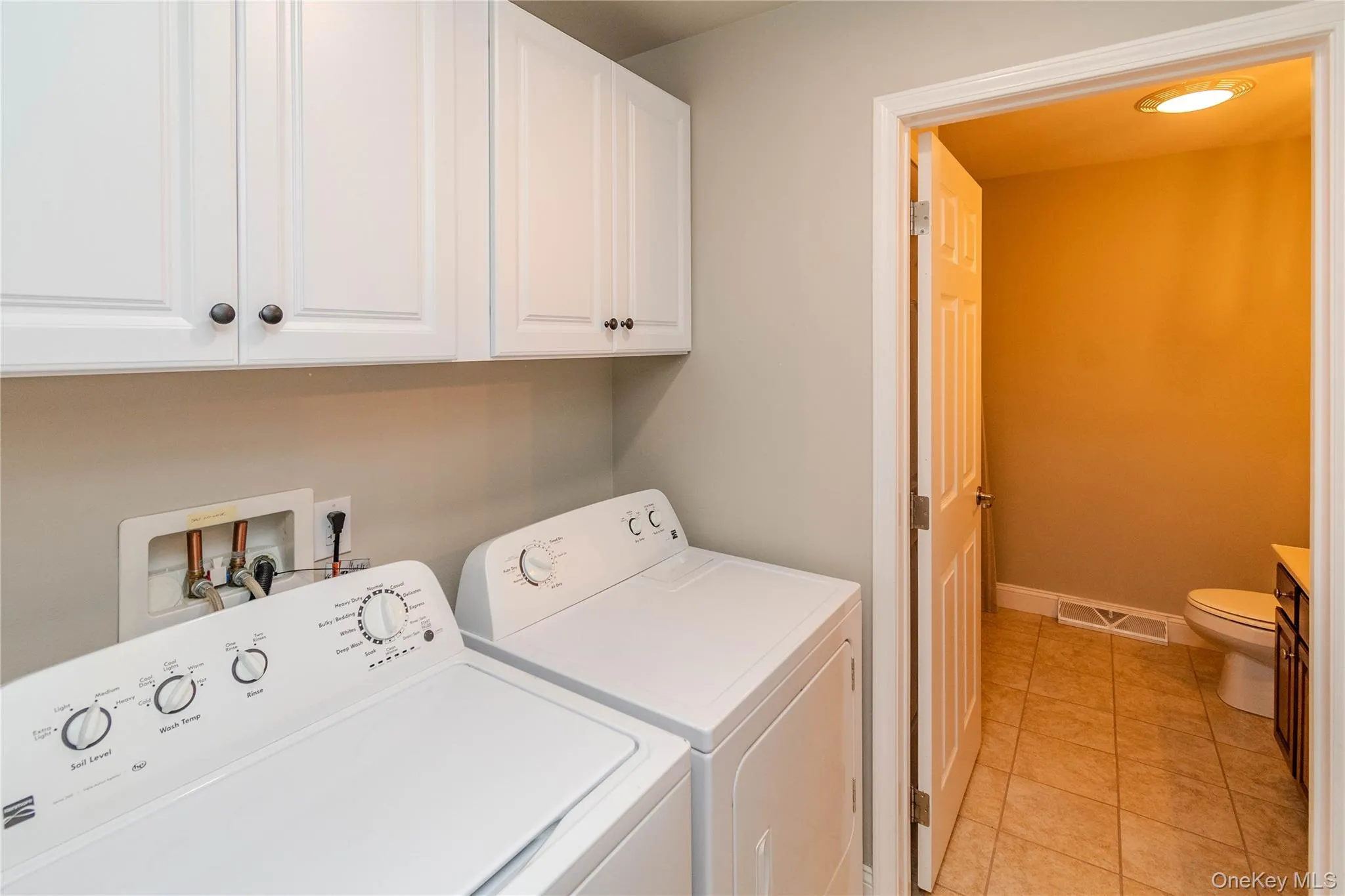 8 Quincy Stowell Court, Saugerties, NY, 2 Bedrooms Bedrooms, 5 Rooms Rooms,2 BathroomsBathrooms,Residential,For Rent,Quincy Stowell,0,1053543 8 Quincy Stowell Court, Saugerties, NY, 2 Bedrooms Bedrooms, 5 Rooms Rooms,2 BathroomsBathrooms,Residential,For Rent,Quincy Stowell,0,1053543