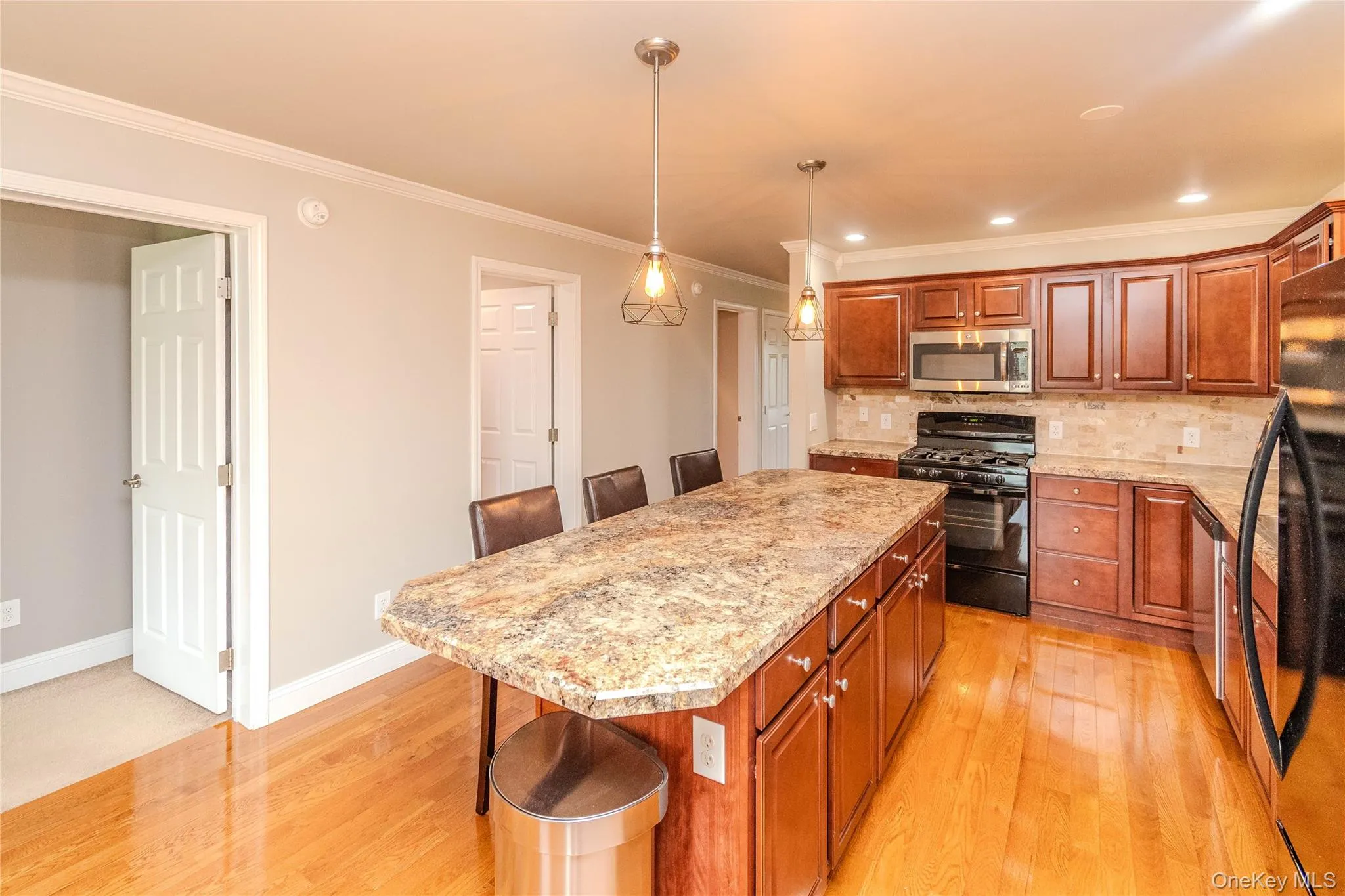 8 Quincy Stowell Court, Saugerties, NY, 2 Bedrooms Bedrooms, 5 Rooms Rooms,2 BathroomsBathrooms,Residential,For Rent,Quincy Stowell,0,1053543 8 Quincy Stowell Court, Saugerties, NY, 2 Bedrooms Bedrooms, 5 Rooms Rooms,2 BathroomsBathrooms,Residential,For Rent,Quincy Stowell,0,1053543