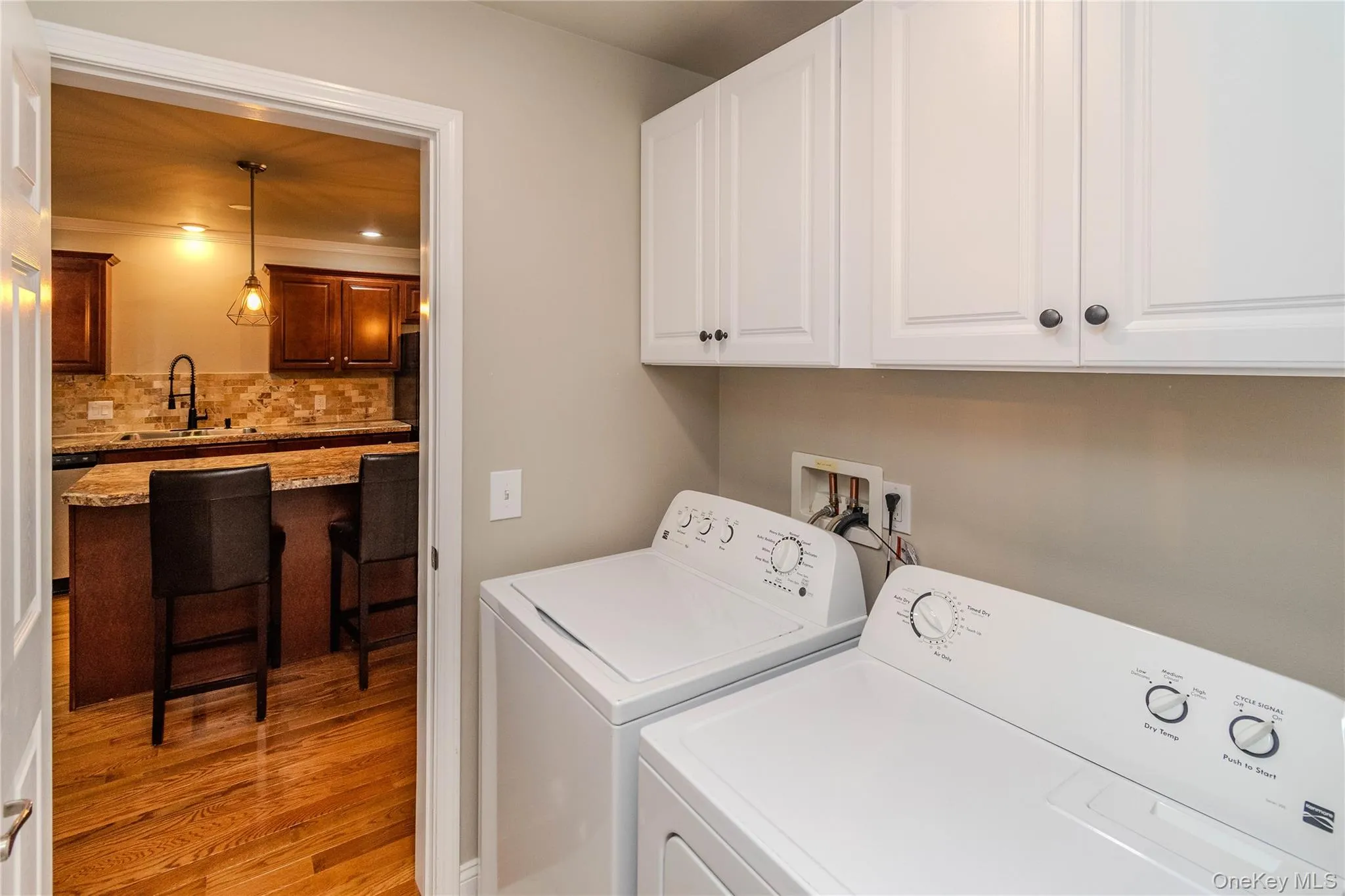 8 Quincy Stowell Court, Saugerties, NY, 2 Bedrooms Bedrooms, 5 Rooms Rooms,2 BathroomsBathrooms,Residential,For Rent,Quincy Stowell,0,1053543 8 Quincy Stowell Court, Saugerties, NY, 2 Bedrooms Bedrooms, 5 Rooms Rooms,2 BathroomsBathrooms,Residential,For Rent,Quincy Stowell,0,1053543