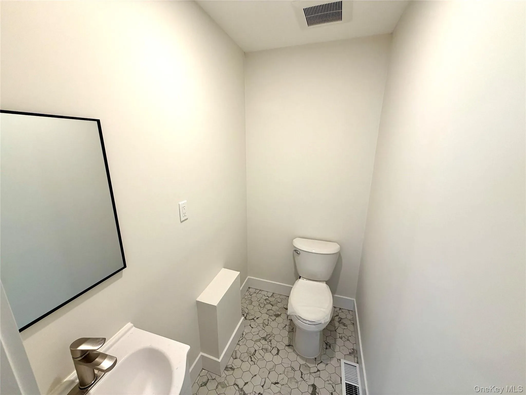44 New Avenue, Yonkers, NY, 3 Bedroom Bedrooms, 5 Room Rooms,2 BathroomBathrooms,Residential Lease,For Rent,New,0,1053544 44 New Avenue, Yonkers, NY, 3 Bedroom Bedrooms, 5 Room Rooms,2 BathroomBathrooms,Residential Lease,For Rent,New,0,1053544