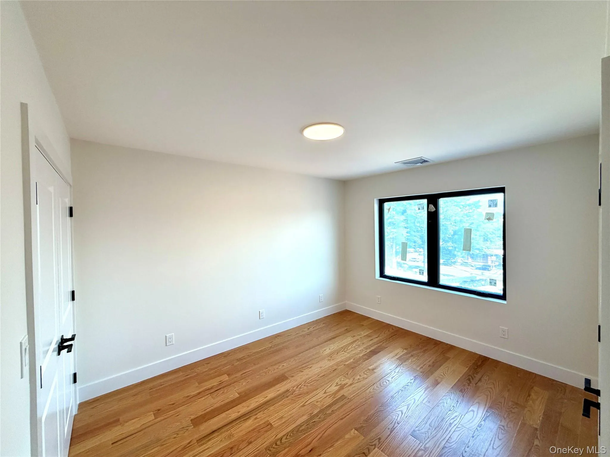 44 New Avenue, Yonkers, NY, 3 Bedroom Bedrooms, 5 Room Rooms,2 BathroomBathrooms,Residential Lease,For Rent,New,0,1053544 44 New Avenue, Yonkers, NY, 3 Bedroom Bedrooms, 5 Room Rooms,2 BathroomBathrooms,Residential Lease,For Rent,New,0,1053544