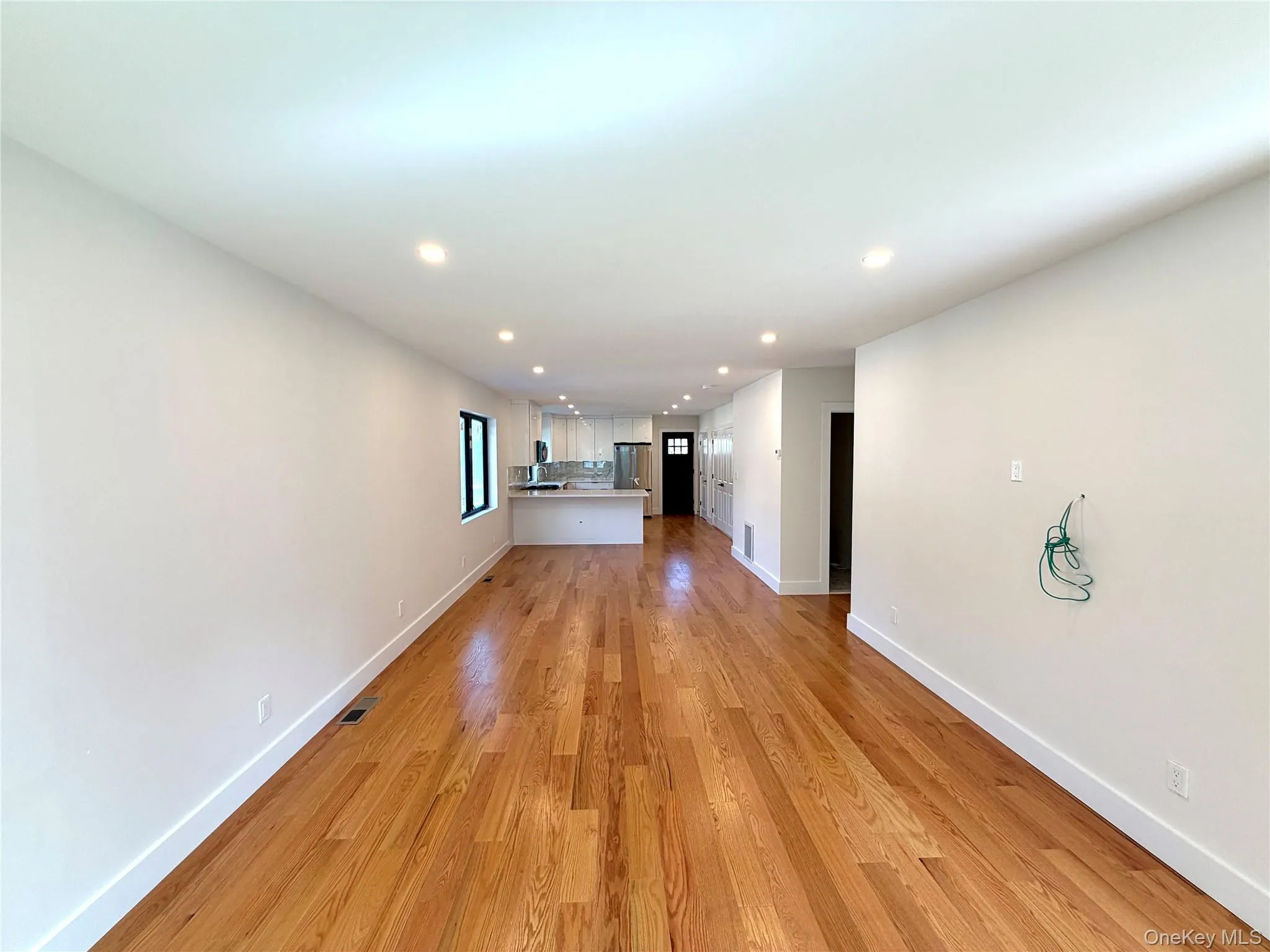 44 New Avenue, Yonkers, NY, 3 Bedroom Bedrooms, 5 Room Rooms,2 BathroomBathrooms,Residential Lease,For Rent,New,0,1053544 44 New Avenue, Yonkers, NY, 3 Bedroom Bedrooms, 5 Room Rooms,2 BathroomBathrooms,Residential Lease,For Rent,New,0,1053544