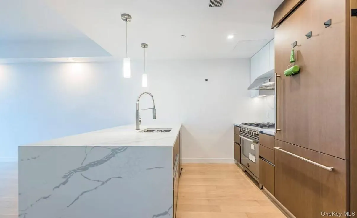 3366 33-66 Farrington Street, New York, NY, 2 Bedroom Bedrooms, 5 Room Rooms,2 BathroomBathrooms,Residential Lease,For Rent,33-66 Farrington Street,0,1053546 3366 33-66 Farrington Street, New York, NY, 2 Bedroom Bedrooms, 5 Room Rooms,2 BathroomBathrooms,Residential Lease,For Rent,33-66 Farrington Street,0,1053546
