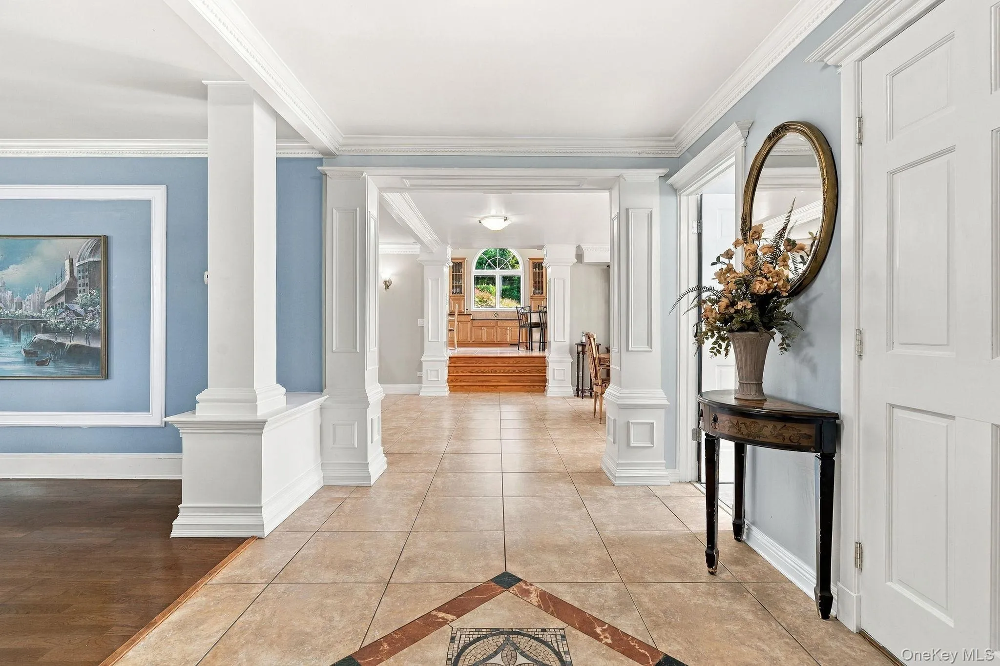 Distinctive details make a memorable first impression. Distinctive details make a memorable first impression.