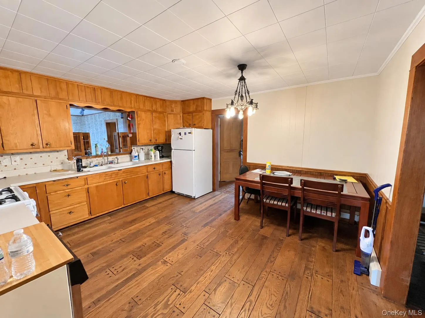 39 Maple Avenue, Warwick (town), NY, 4 Bedrooms Bedrooms, 7 Rooms Rooms,2 BathroomsBathrooms,Residential,For Rent,Maple,0,1053550 39 Maple Avenue, Warwick (town), NY, 4 Bedrooms Bedrooms, 7 Rooms Rooms,2 BathroomsBathrooms,Residential,For Rent,Maple,0,1053550