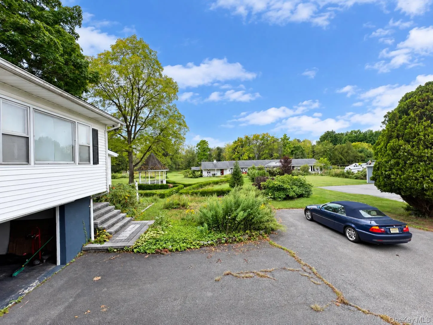 39 Maple Avenue, Warwick (town), NY, 4 Bedrooms Bedrooms, 7 Rooms Rooms,2 BathroomsBathrooms,Residential,For Rent,Maple,0,1053550 39 Maple Avenue, Warwick (town), NY, 4 Bedrooms Bedrooms, 7 Rooms Rooms,2 BathroomsBathrooms,Residential,For Rent,Maple,0,1053550