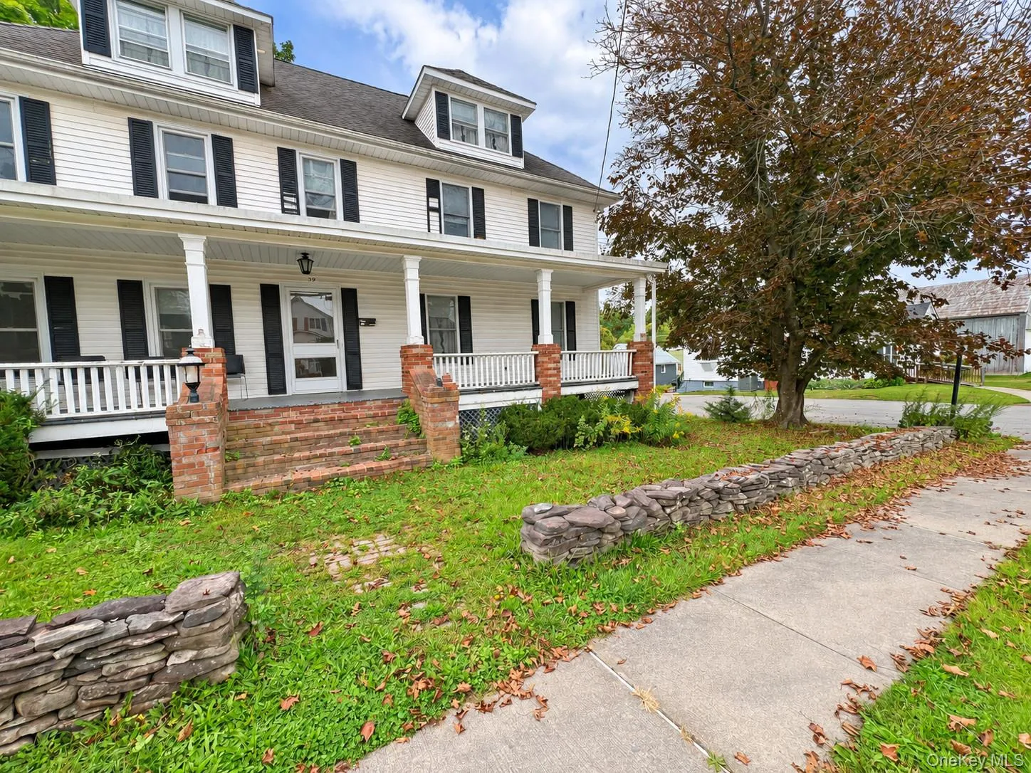 39 Maple Avenue, Warwick (town), NY, 4 Bedrooms Bedrooms, 7 Rooms Rooms,2 BathroomsBathrooms,Residential,For Rent,Maple,0,1053550 39 Maple Avenue, Warwick (town), NY, 4 Bedrooms Bedrooms, 7 Rooms Rooms,2 BathroomsBathrooms,Residential,For Rent,Maple,0,1053550