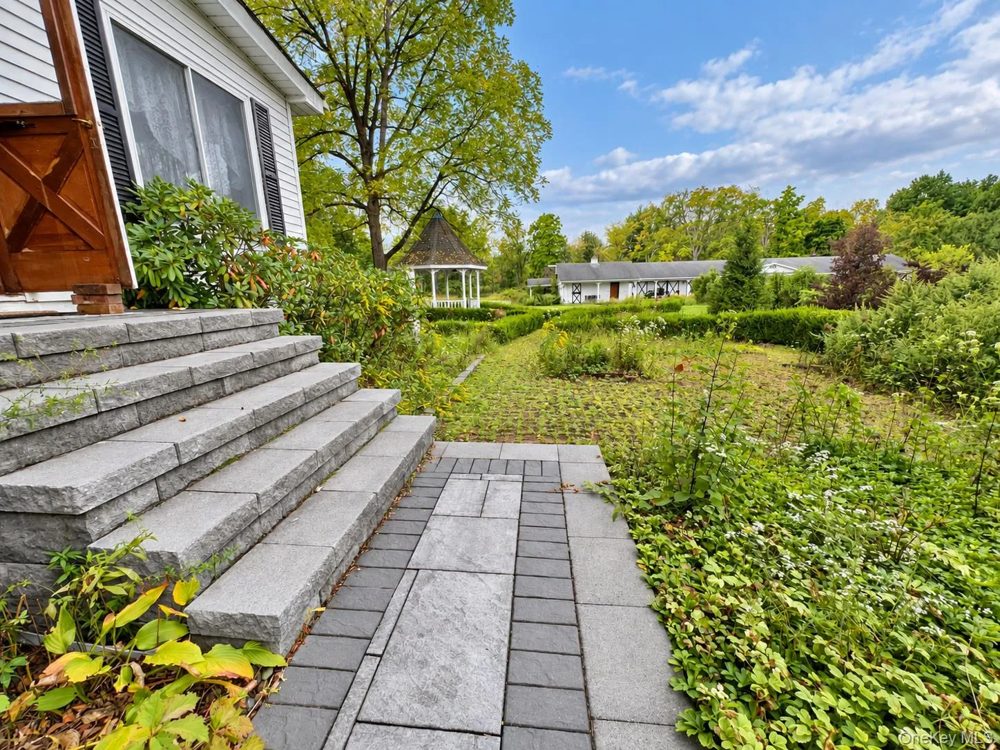 39 Maple Avenue, Warwick (town), NY, 4 Bedrooms Bedrooms, 7 Rooms Rooms,2 BathroomsBathrooms,Residential,For Rent,Maple,0,1053550 39 Maple Avenue, Warwick (town), NY, 4 Bedrooms Bedrooms, 7 Rooms Rooms,2 BathroomsBathrooms,Residential,For Rent,Maple,0,1053550