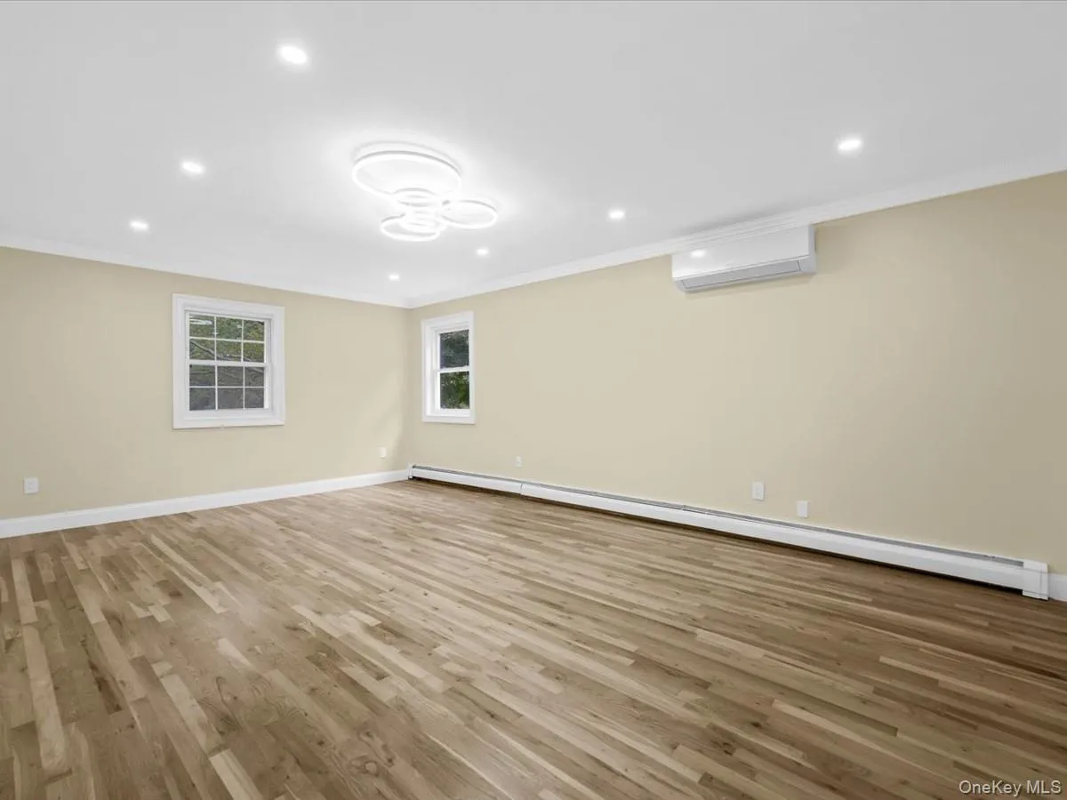 6 Shire Court, Huntington, NY, 4 Bedrooms Bedrooms, 8 Rooms Rooms,2 BathroomsBathrooms,Residential,For Rent,Shire,0,1053551 6 Shire Court, Huntington, NY, 4 Bedrooms Bedrooms, 8 Rooms Rooms,2 BathroomsBathrooms,Residential,For Rent,Shire,0,1053551