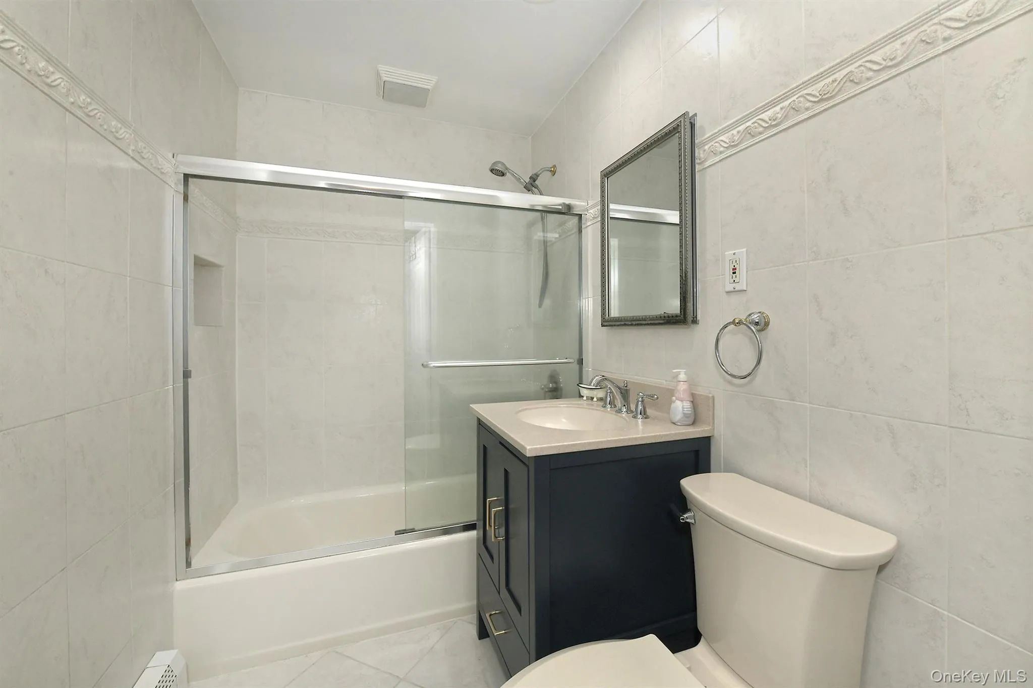 67 Wolcott Road, Hempstead, NY, 4 Bedrooms Bedrooms, 6 Rooms Rooms,1 BathroomBathrooms,Residential,For Rent,Wolcott,0,1053559 67 Wolcott Road, Hempstead, NY, 4 Bedrooms Bedrooms, 6 Rooms Rooms,1 BathroomBathrooms,Residential,For Rent,Wolcott,0,1053559