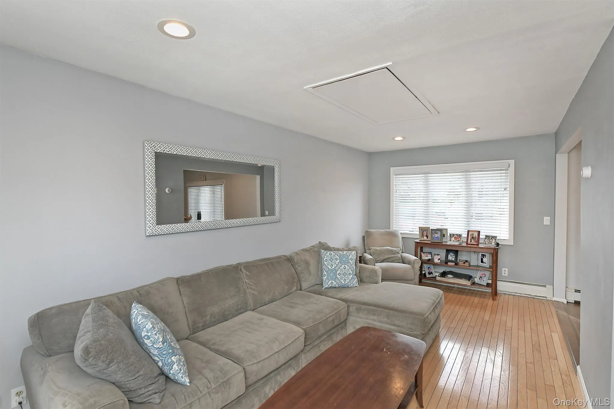 67 Wolcott Road, Hempstead, NY, 4 Bedrooms Bedrooms, 6 Rooms Rooms,1 BathroomBathrooms,Residential,For Rent,Wolcott,0,1053559 67 Wolcott Road, Hempstead, NY, 4 Bedrooms Bedrooms, 6 Rooms Rooms,1 BathroomBathrooms,Residential,For Rent,Wolcott,0,1053559