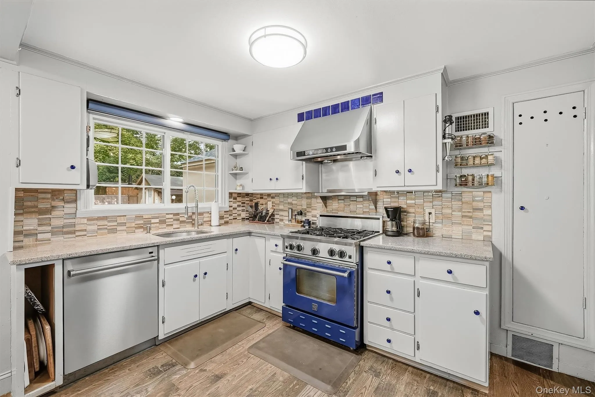 The Blue Star stove is every chefs dream. The Blue Star stove is every chefs dream.