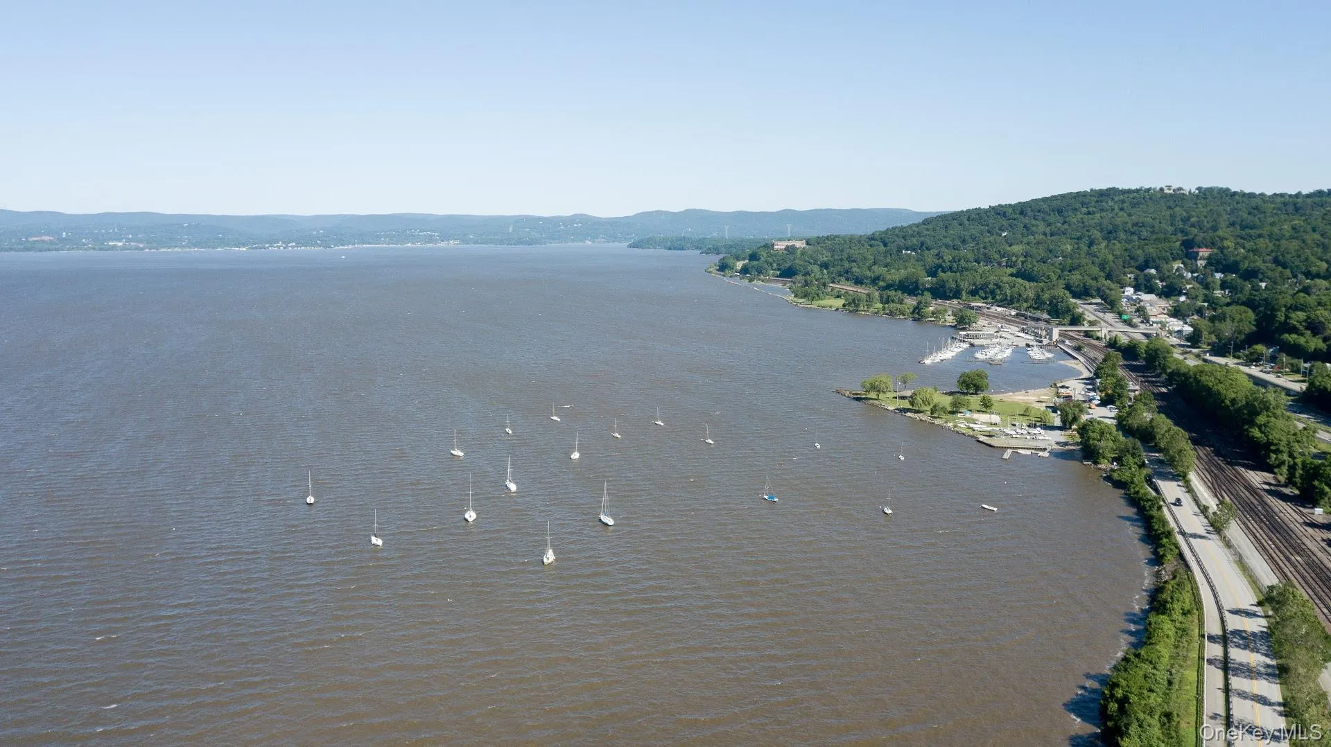 You can walk for miles right along the Hudson River at Croton Landing. You can walk for miles right along the Hudson River at Croton Landing.