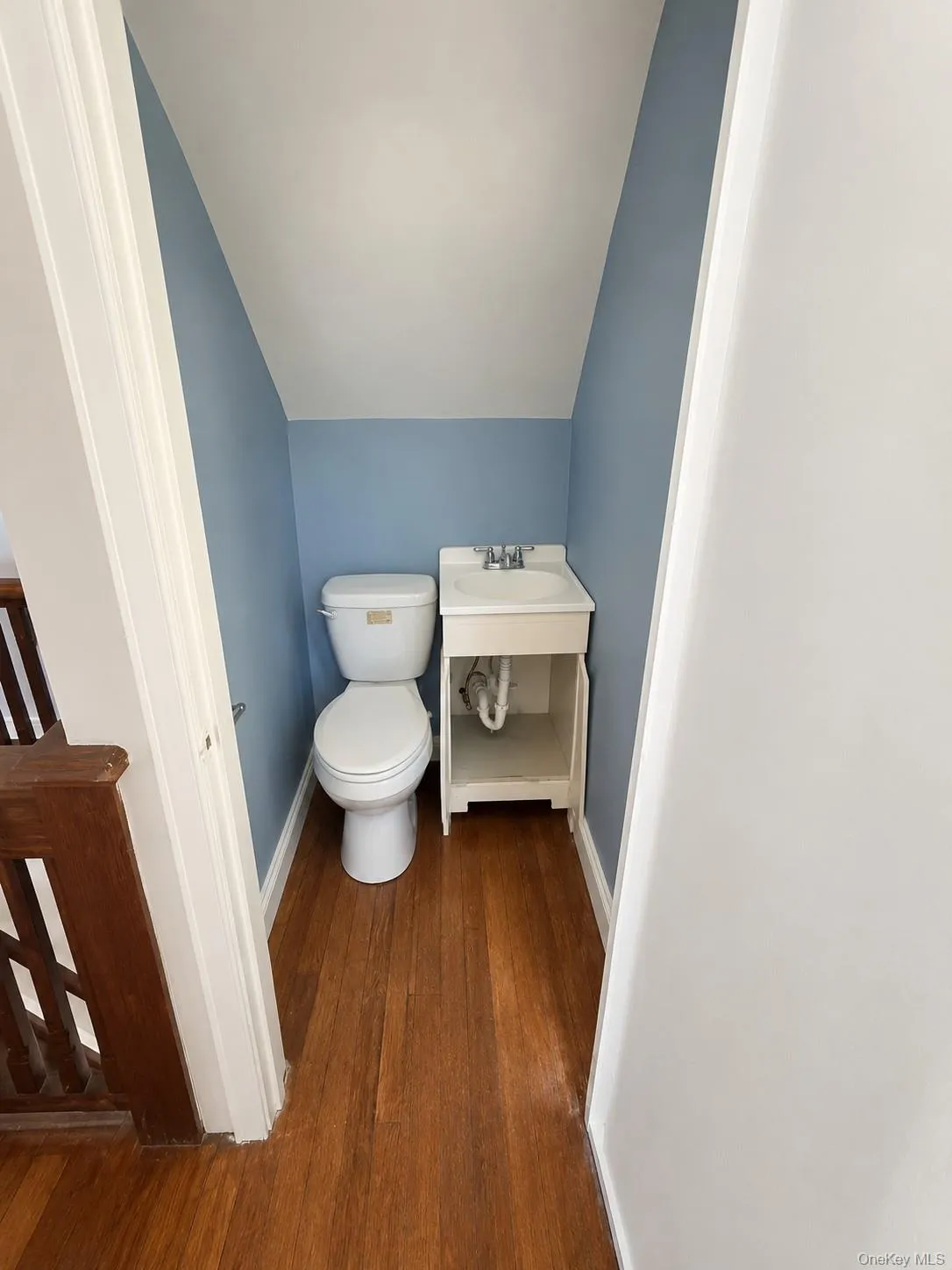 Half Bathroom located on second level Half Bathroom located on second level