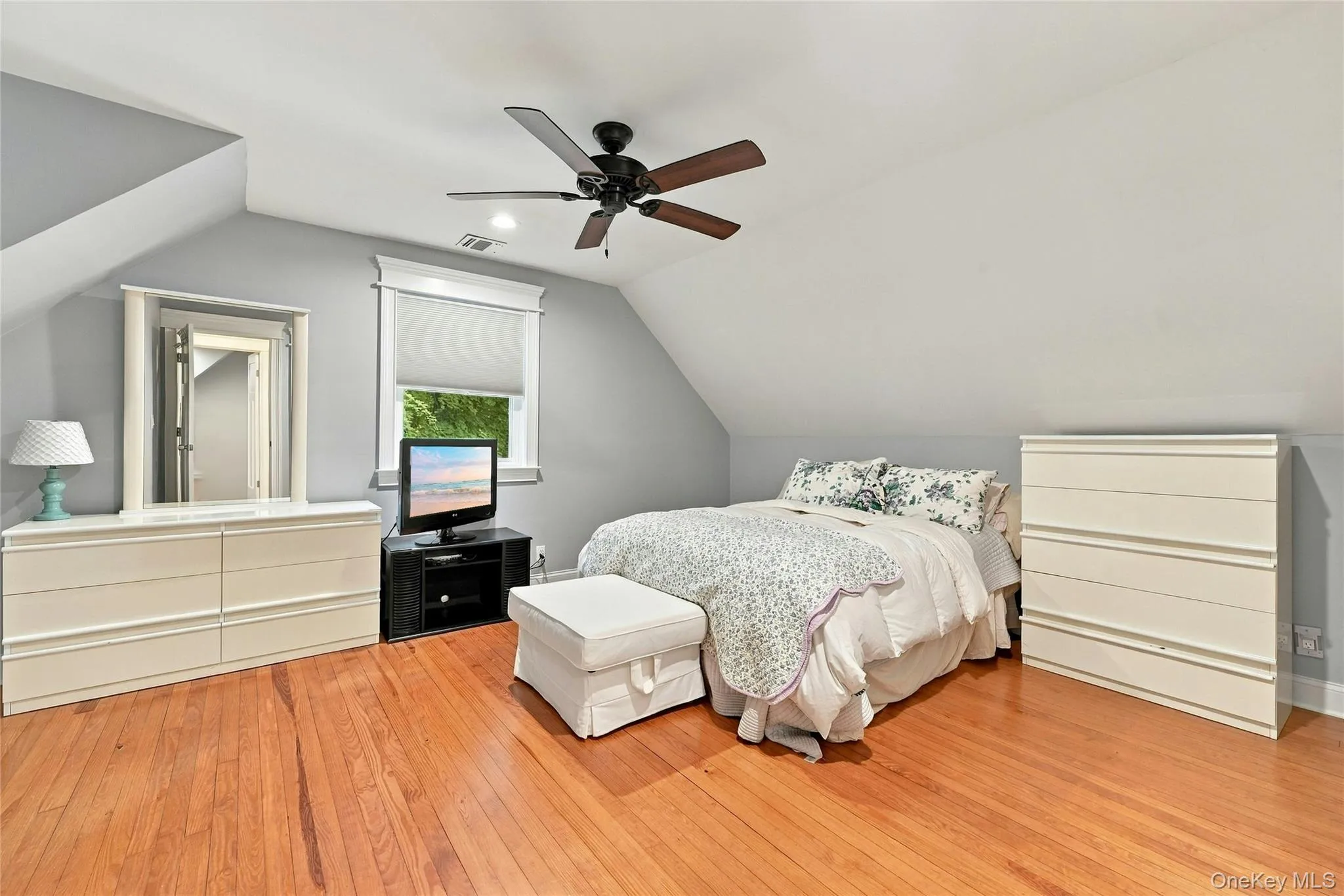29 Harrison Drive, Huntington, NY, 4 Bedrooms Bedrooms, 7 Rooms Rooms,2 BathroomsBathrooms,Residential,For Rent,Harrison,0,1053578 29 Harrison Drive, Huntington, NY, 4 Bedrooms Bedrooms, 7 Rooms Rooms,2 BathroomsBathrooms,Residential,For Rent,Harrison,0,1053578