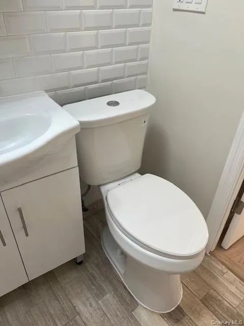 45-11 Little Neck Parkway, New York, NY, 2 Bedroom Bedrooms, 5 Room Rooms,1 BathroomBathrooms,Residential Lease,For Rent,Little Neck,0,1053582 45-11 Little Neck Parkway, New York, NY, 2 Bedroom Bedrooms, 5 Room Rooms,1 BathroomBathrooms,Residential Lease,For Rent,Little Neck,0,1053582