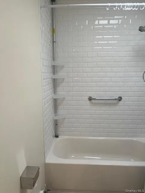 45-11 Little Neck Parkway, New York, NY, 2 Bedroom Bedrooms, 5 Room Rooms,1 BathroomBathrooms,Residential Lease,For Rent,Little Neck,0,1053582 45-11 Little Neck Parkway, New York, NY, 2 Bedroom Bedrooms, 5 Room Rooms,1 BathroomBathrooms,Residential Lease,For Rent,Little Neck,0,1053582
