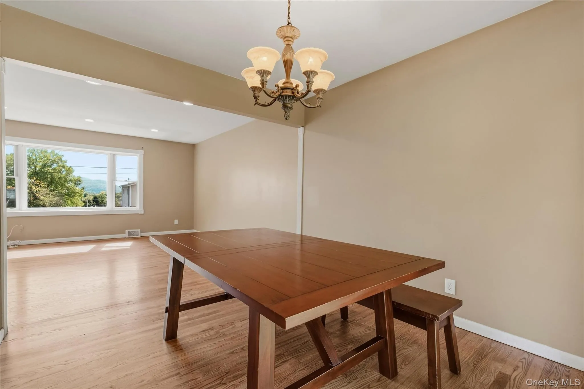 Dining room to living room. Dining room to living room.