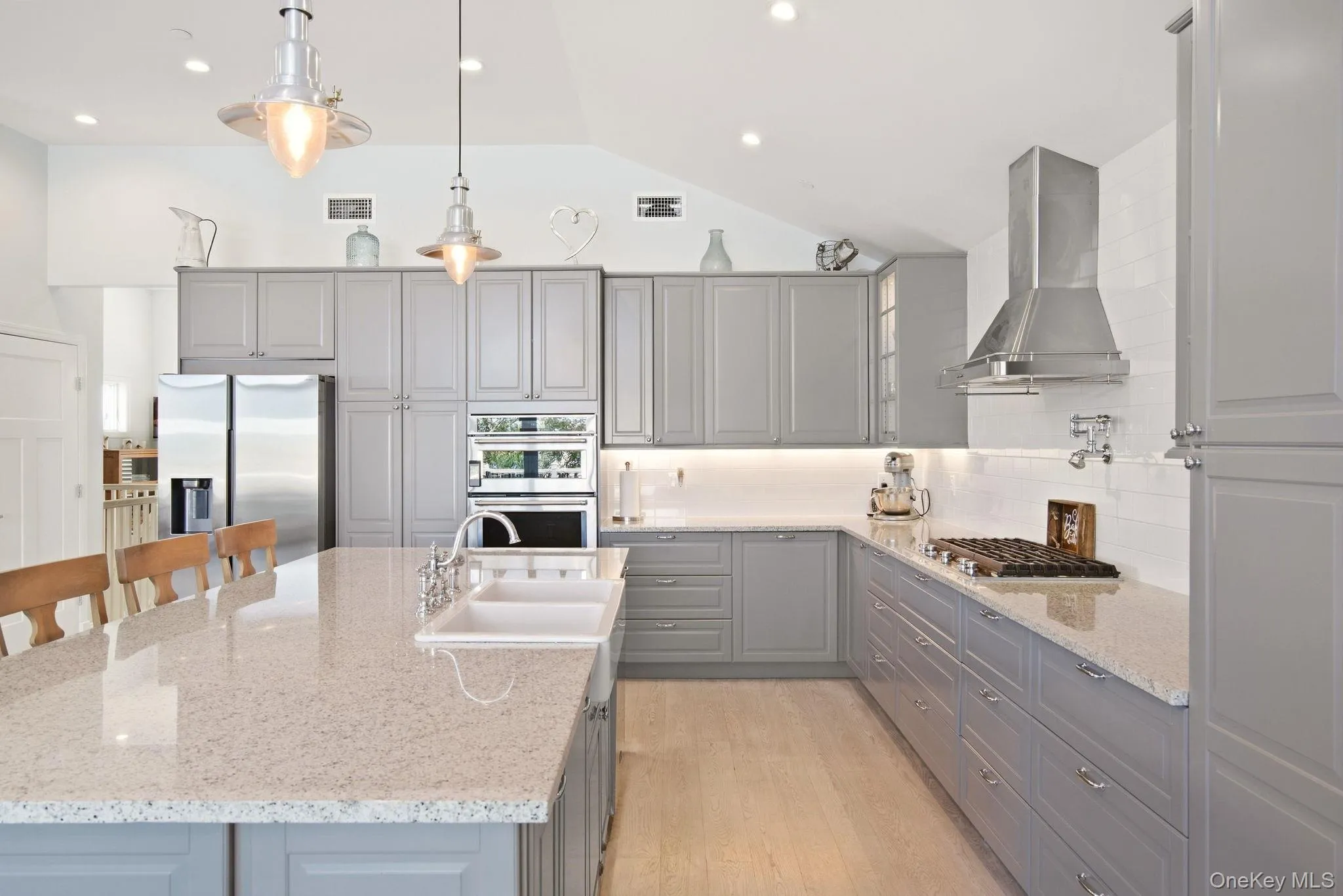 Quartz countertops Quartz countertops