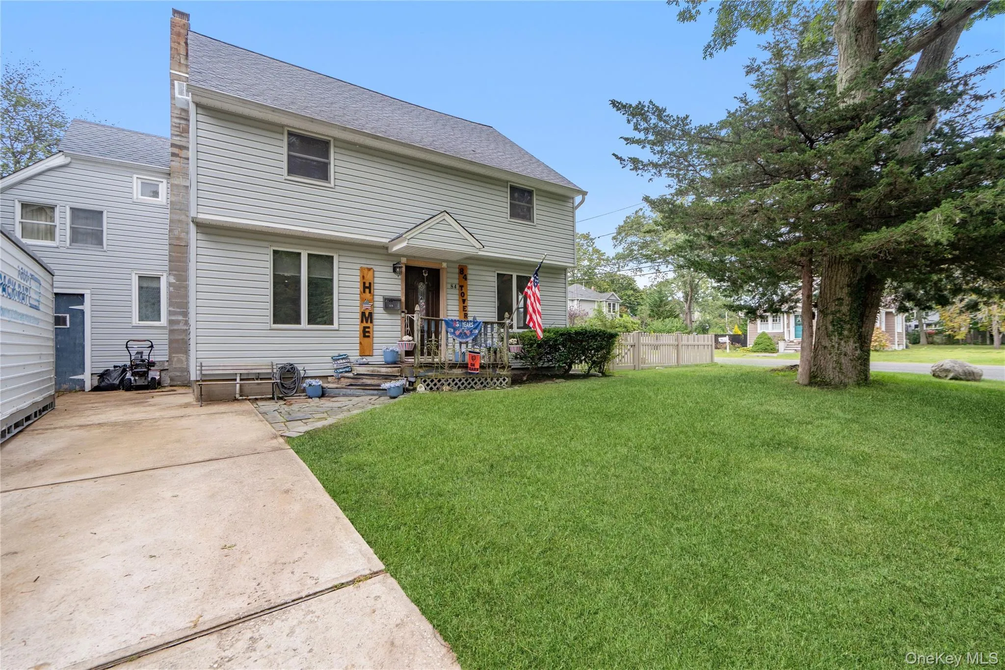 84 Tower Street, Islip, NY, 4 Bedrooms Bedrooms, 11 Rooms Rooms,3 BathroomsBathrooms,Residential,For Rent,Tower,0,1053591 84 Tower Street, Islip, NY, 4 Bedrooms Bedrooms, 11 Rooms Rooms,3 BathroomsBathrooms,Residential,For Rent,Tower,0,1053591