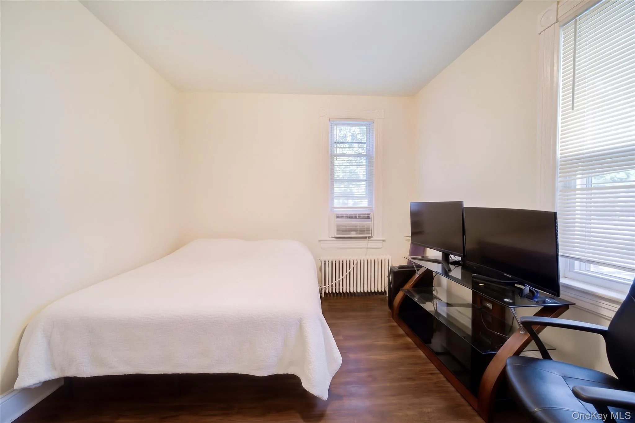 18 Harrison Street, Poughkeepsie, NY, 3 Bedrooms Bedrooms, 6 Rooms Rooms,1 BathroomBathrooms,Residential,For Rent,Harrison,0,1053592 18 Harrison Street, Poughkeepsie, NY, 3 Bedrooms Bedrooms, 6 Rooms Rooms,1 BathroomBathrooms,Residential,For Rent,Harrison,0,1053592