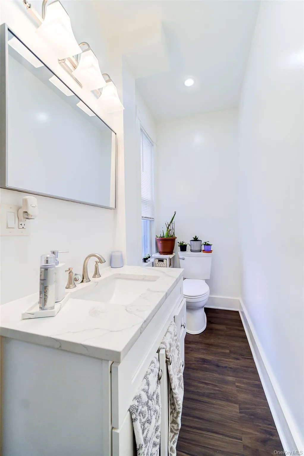 18 Harrison Street, Poughkeepsie, NY, 3 Bedrooms Bedrooms, 6 Rooms Rooms,1 BathroomBathrooms,Residential,For Rent,Harrison,0,1053592 18 Harrison Street, Poughkeepsie, NY, 3 Bedrooms Bedrooms, 6 Rooms Rooms,1 BathroomBathrooms,Residential,For Rent,Harrison,0,1053592