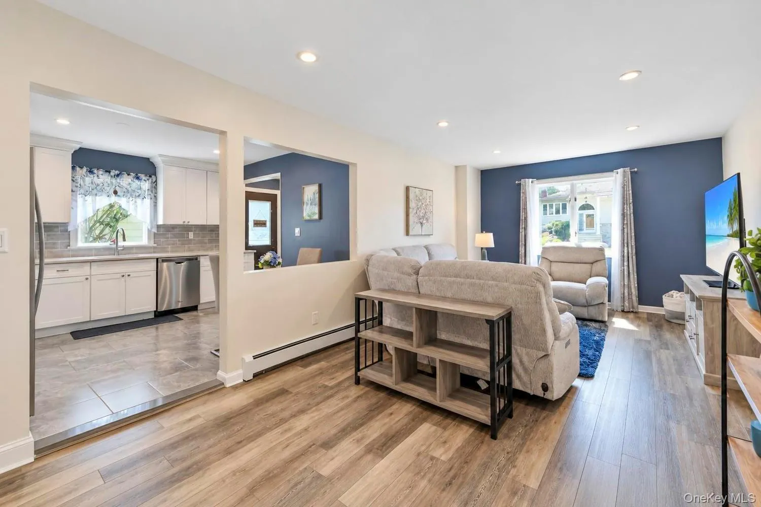 175 Stuyvesant Road, Islip, NY, 6 Bedrooms Bedrooms, 9 Rooms Rooms,3 BathroomsBathrooms,Residential,For Rent,Stuyvesant,0,1053595 175 Stuyvesant Road, Islip, NY, 6 Bedrooms Bedrooms, 9 Rooms Rooms,3 BathroomsBathrooms,Residential,For Rent,Stuyvesant,0,1053595
