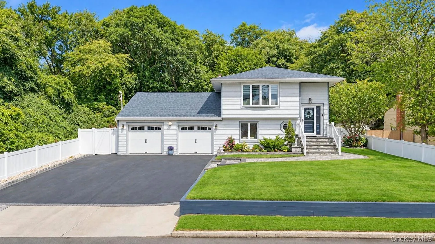 175 Stuyvesant Road, Islip, NY, 6 Bedrooms Bedrooms, 9 Rooms Rooms,3 BathroomsBathrooms,Residential,For Rent,Stuyvesant,0,1053595 175 Stuyvesant Road, Islip, NY, 6 Bedrooms Bedrooms, 9 Rooms Rooms,3 BathroomsBathrooms,Residential,For Rent,Stuyvesant,0,1053595
